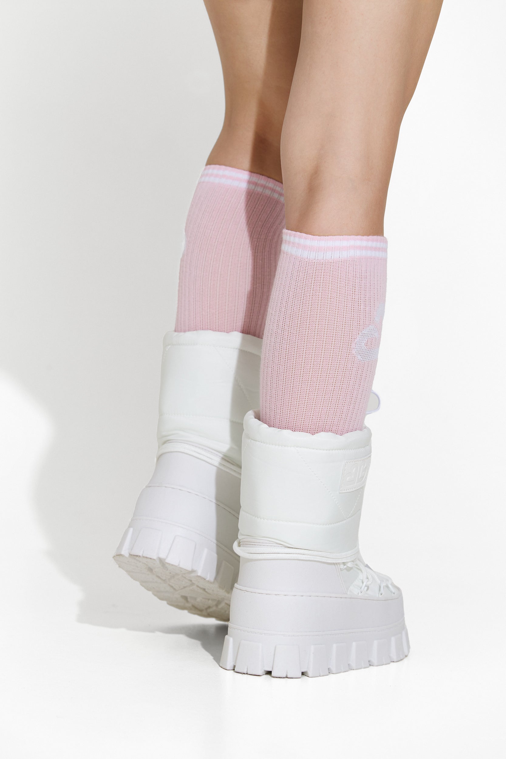 Apreschiuri dama albe Melysa Bogas