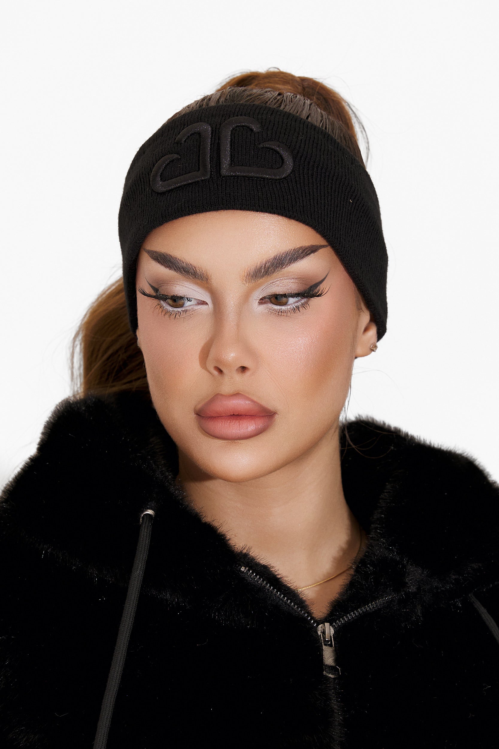 Sharaya Bogas Black Casual Ladies Headband