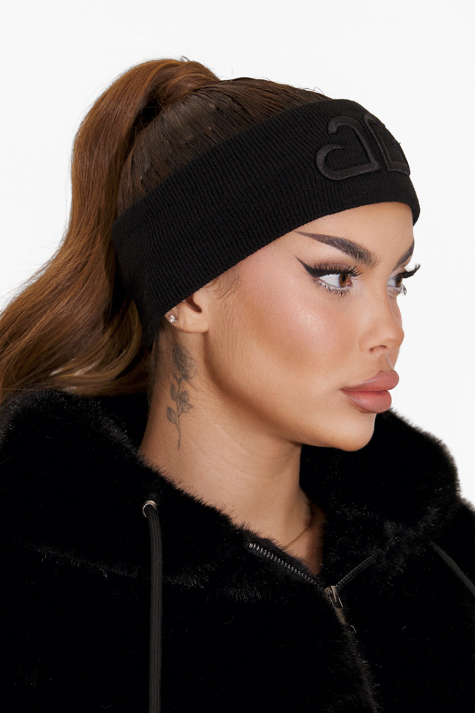 Sharaya Bogas Black Casual Ladies Headband