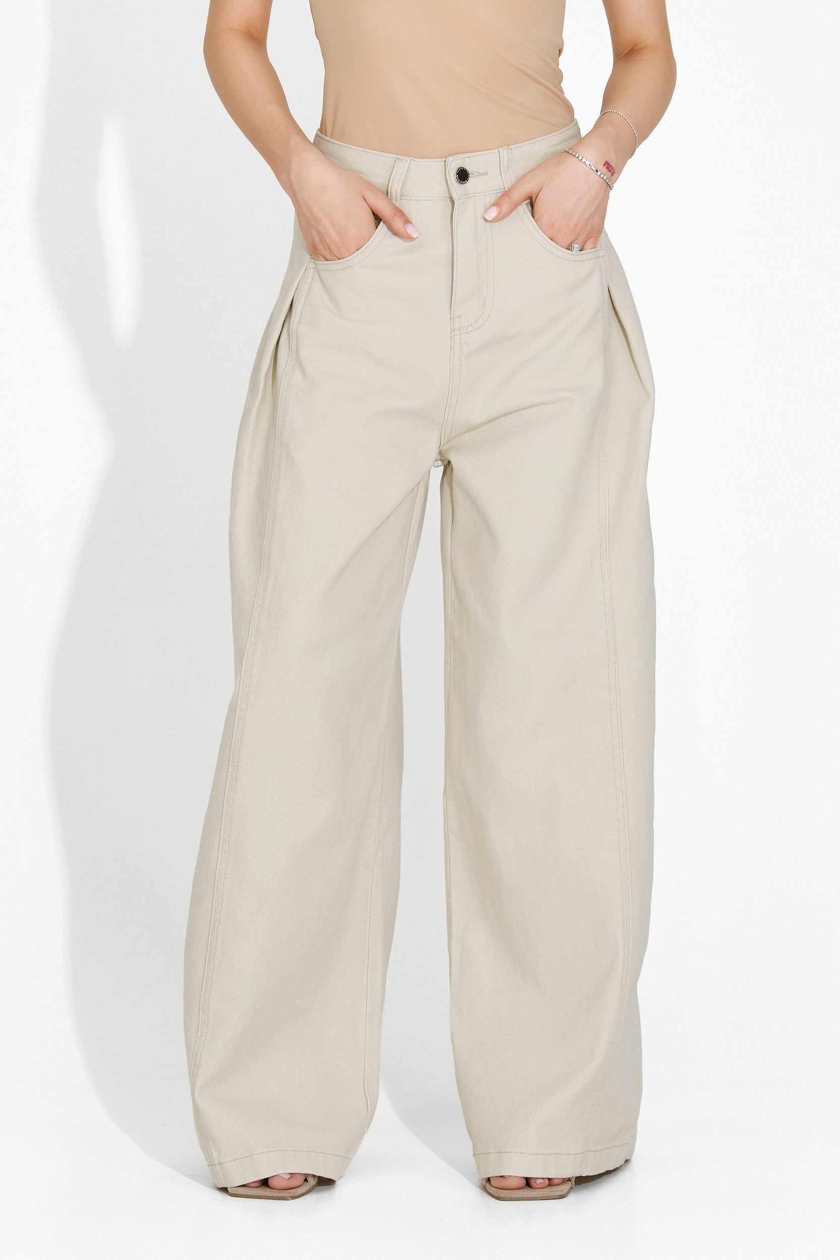 Casual beige Cherise Bogas ladies jeans