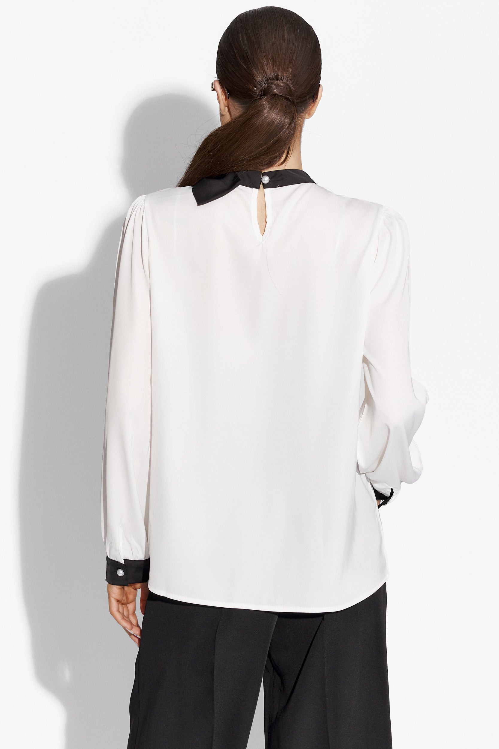 Ladies elegant white shirt Kemiti Bogas