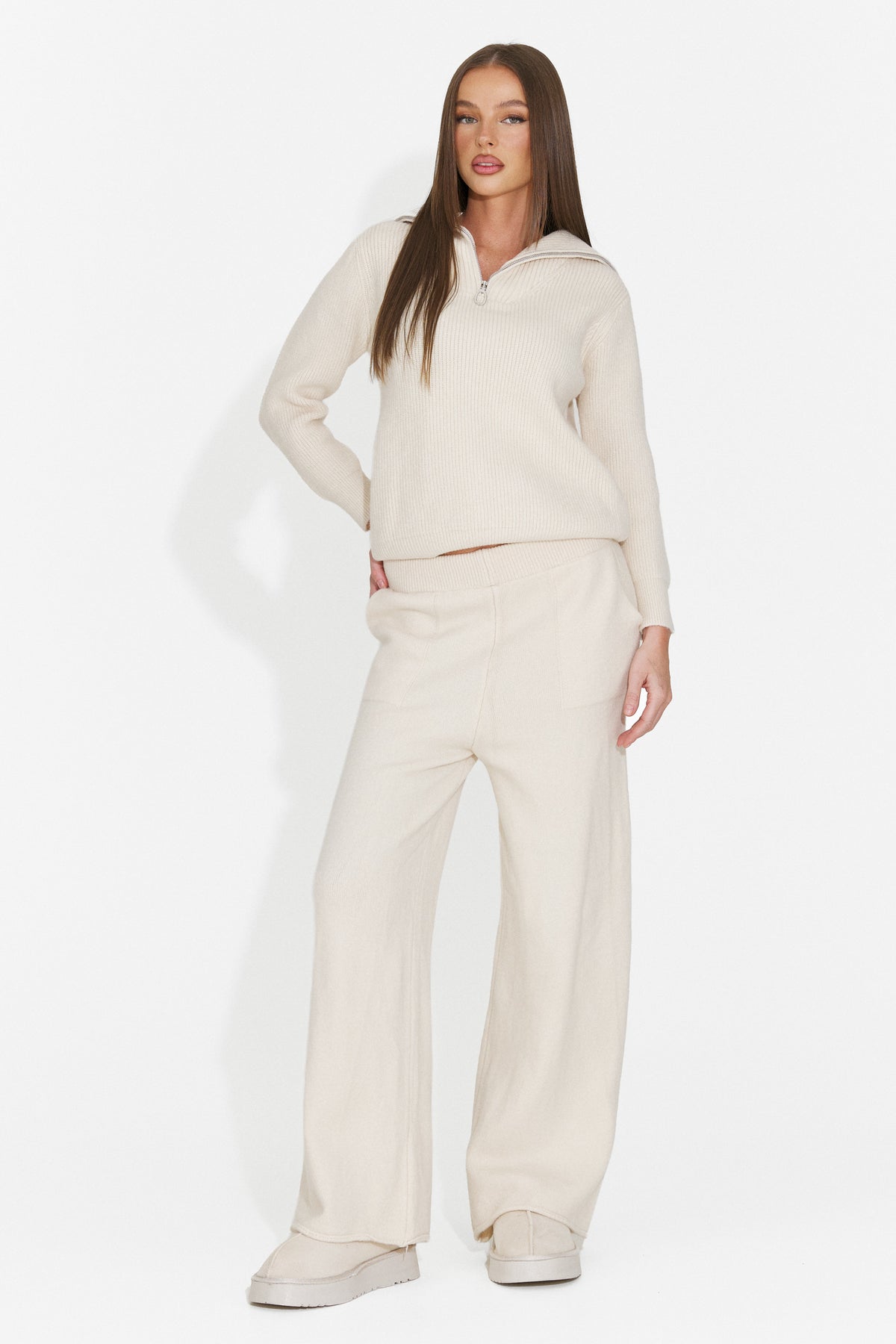 Compleu casual crem Sviola Bogas