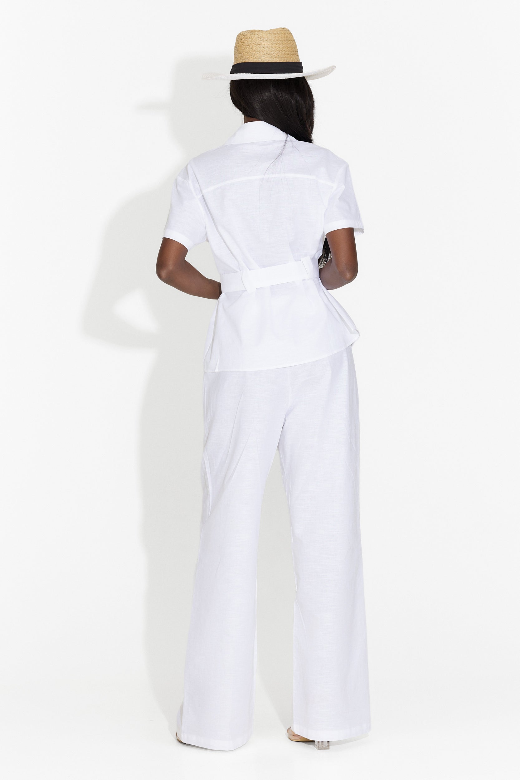 Fuisa Bogas White Pants Suit
