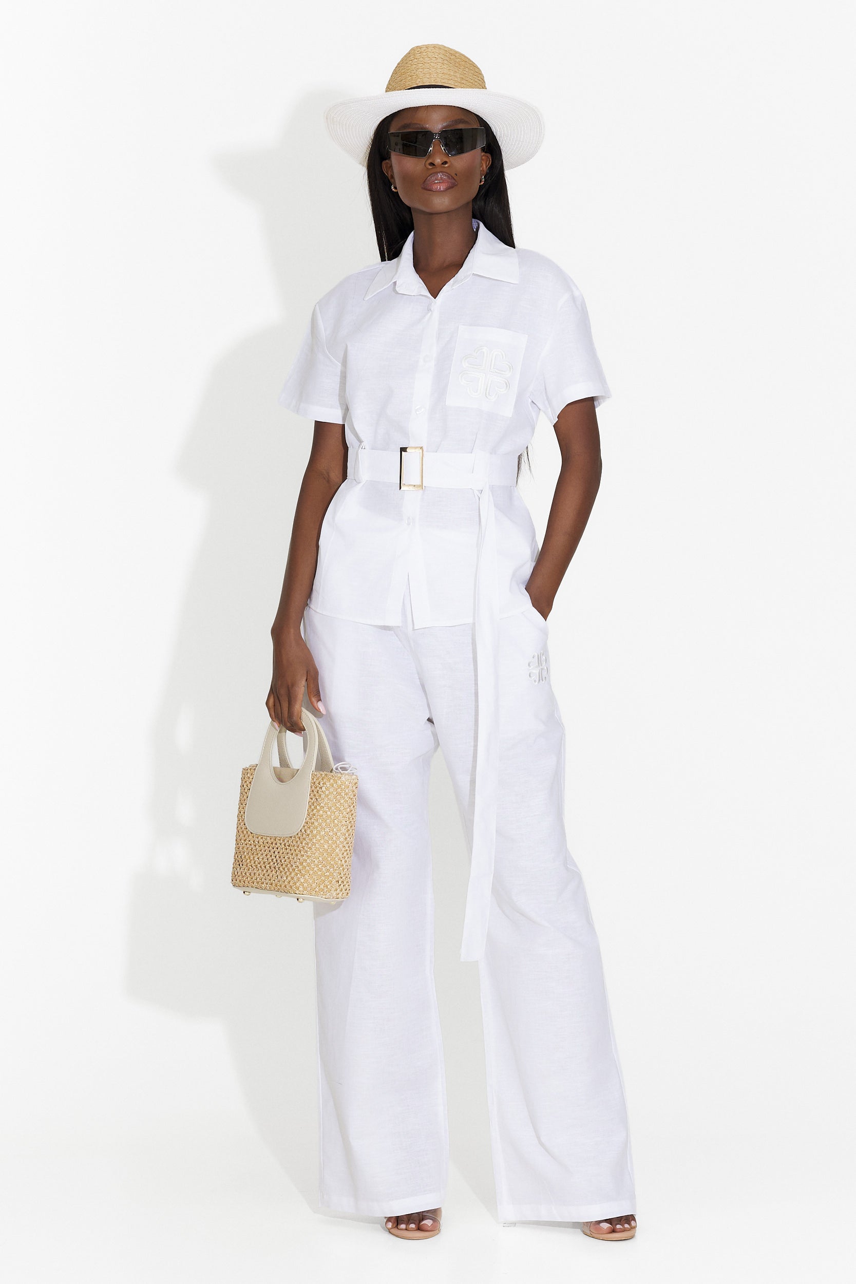 Fuisa Bogas White Pants Suit