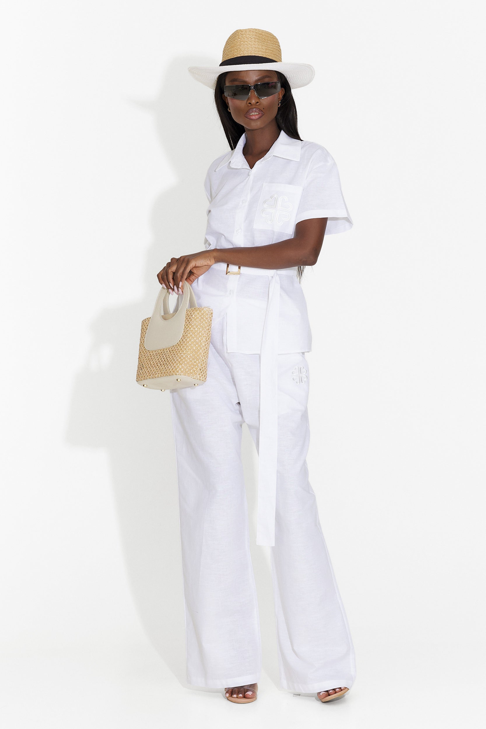 Fuisa Bogas White Pants Suit