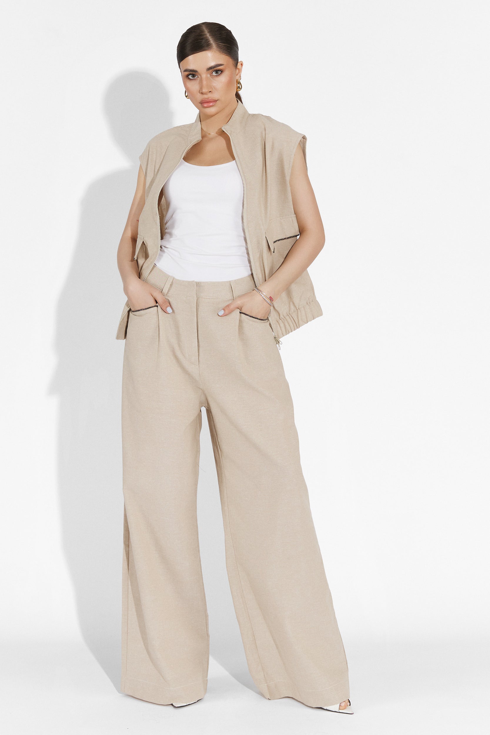 Compleu cu pantaloni bej Onulko Bogas