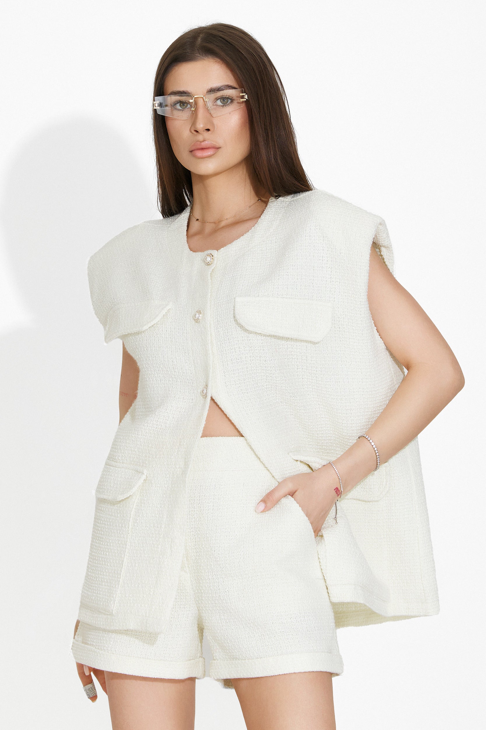 Ramonita Bogas Beige Pants Suit