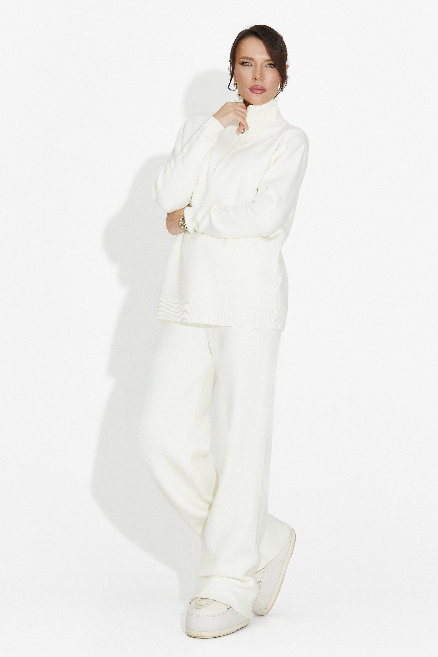 Compleu cu pantaloni crem Lebrisa Bogas