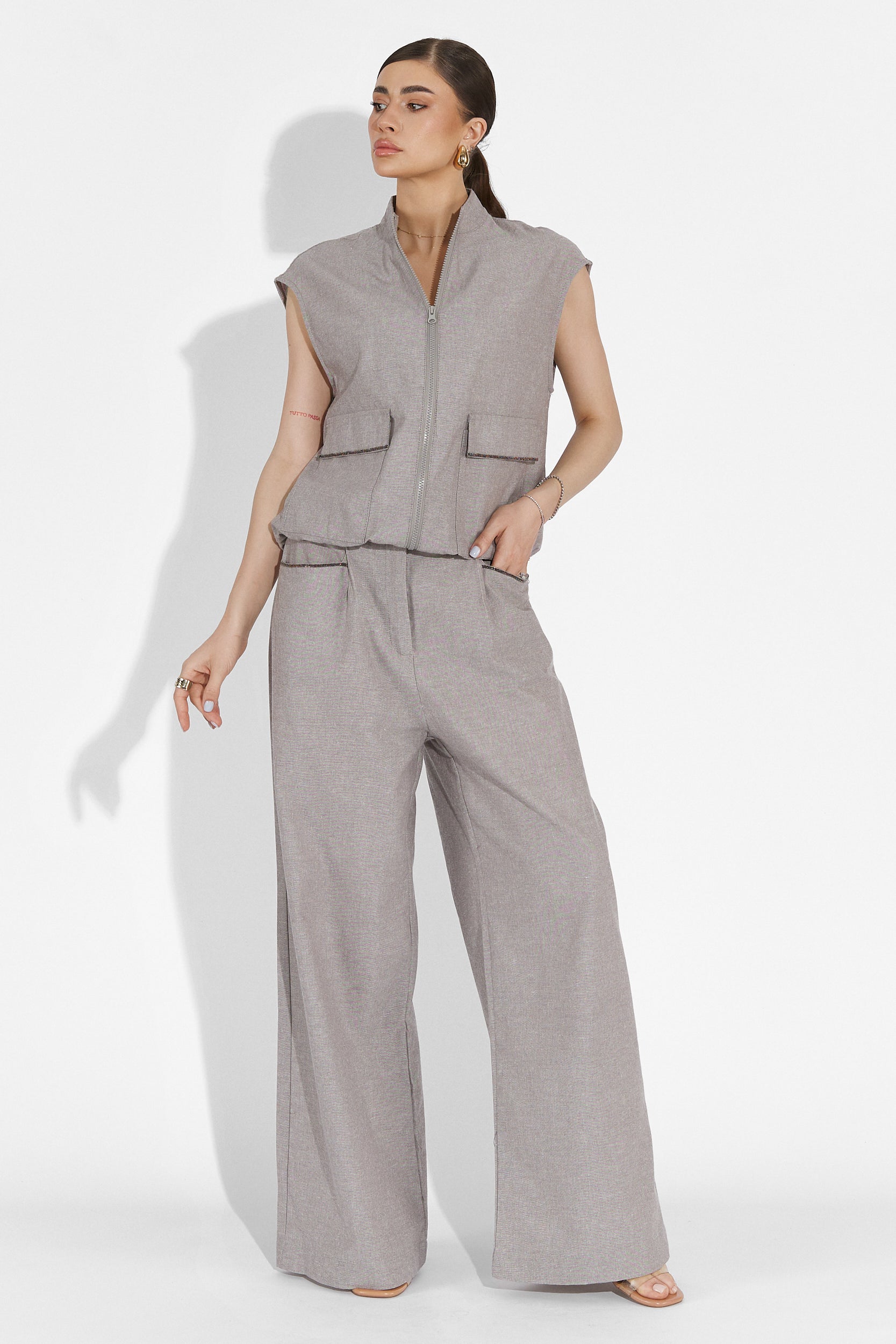 Onulko Bogas Gray Pants Suit