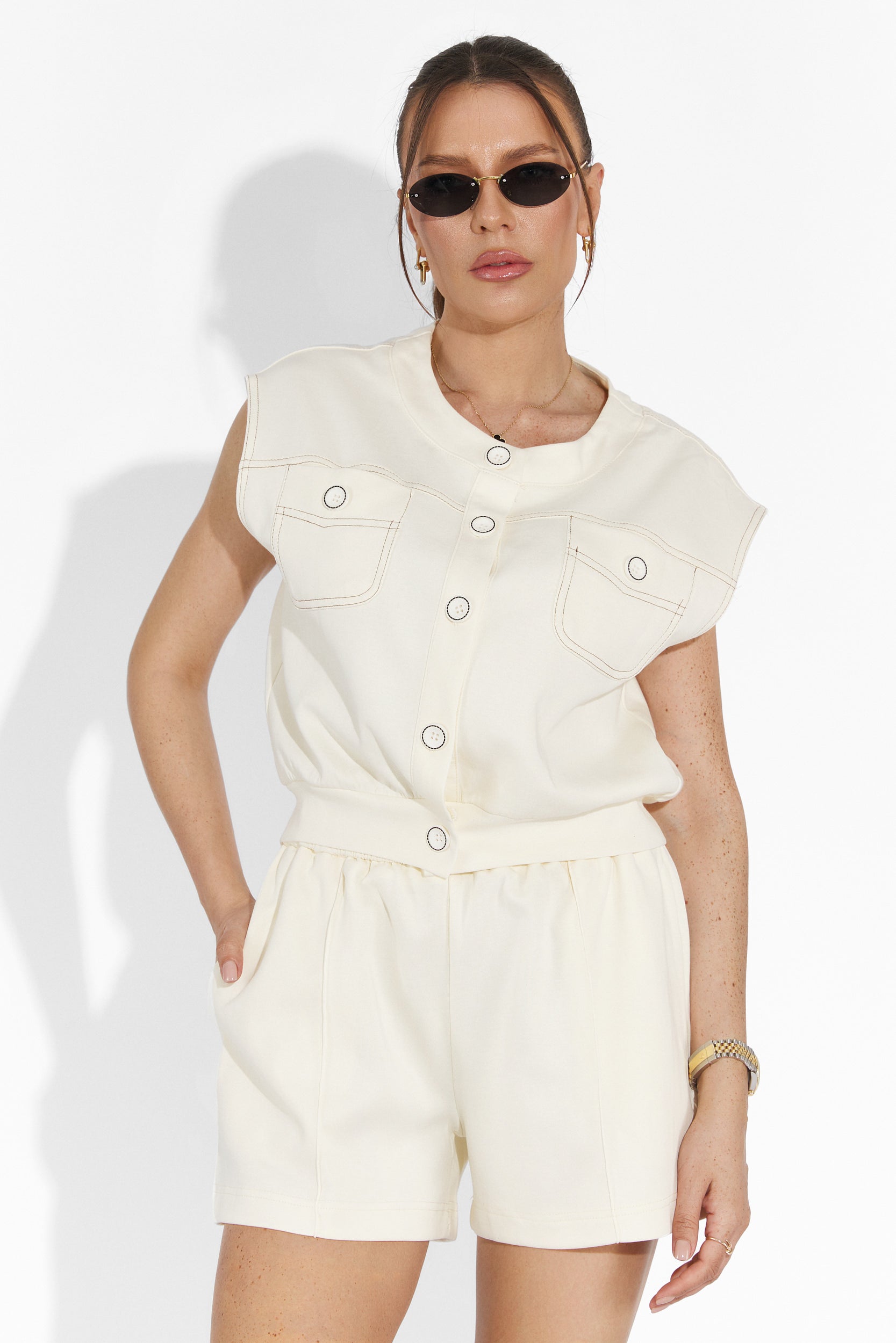 Zipo Bogas Beige Shorts Set