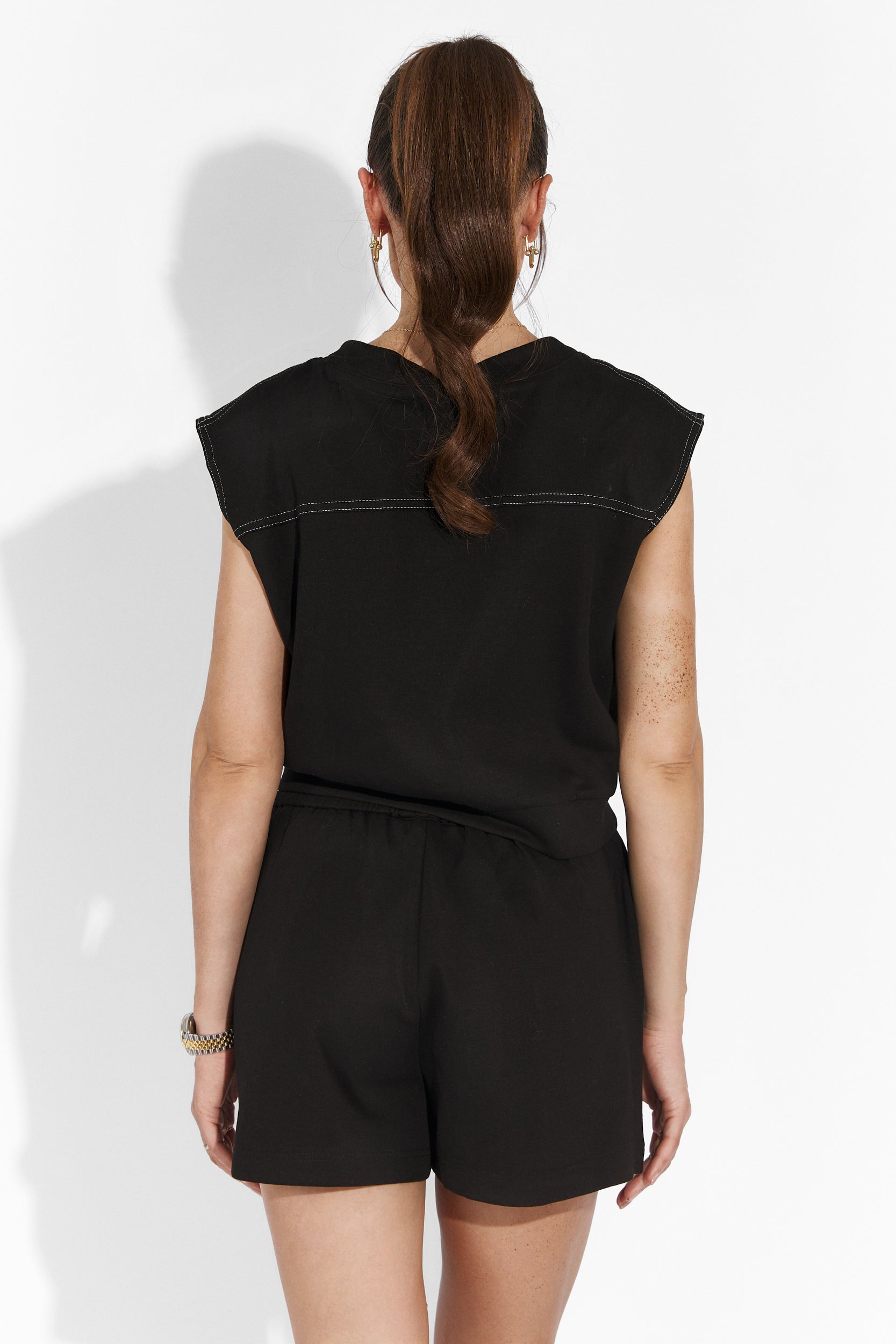 Zipo Bogas Black Shorts Set