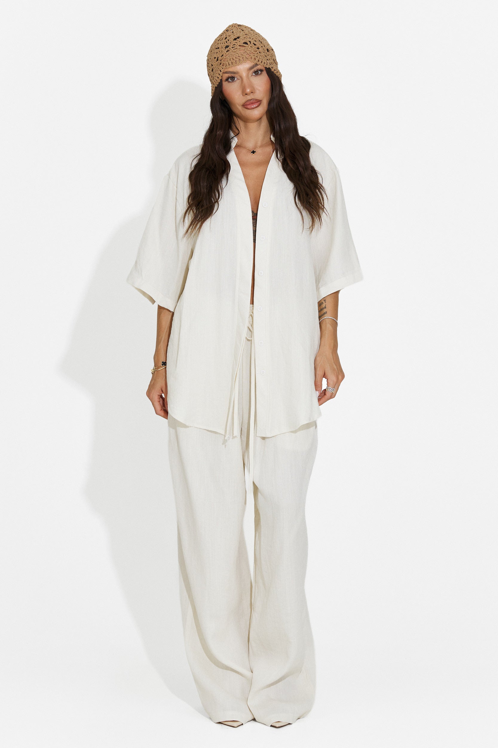 Compleu dama camasa + pantaloni bej Carolia Bogas