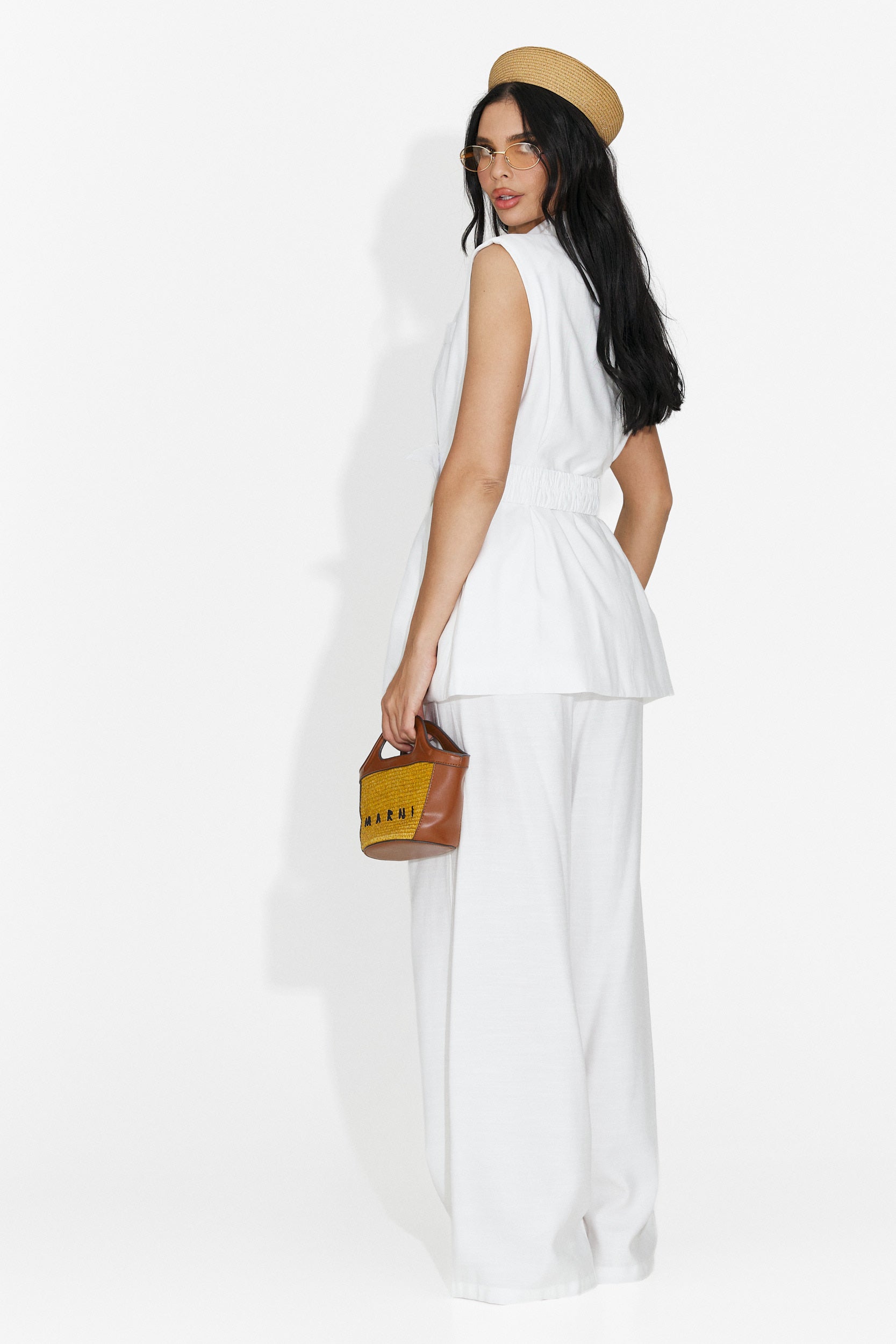 Compleu dama cu pantaloni alb Anemone Bogas