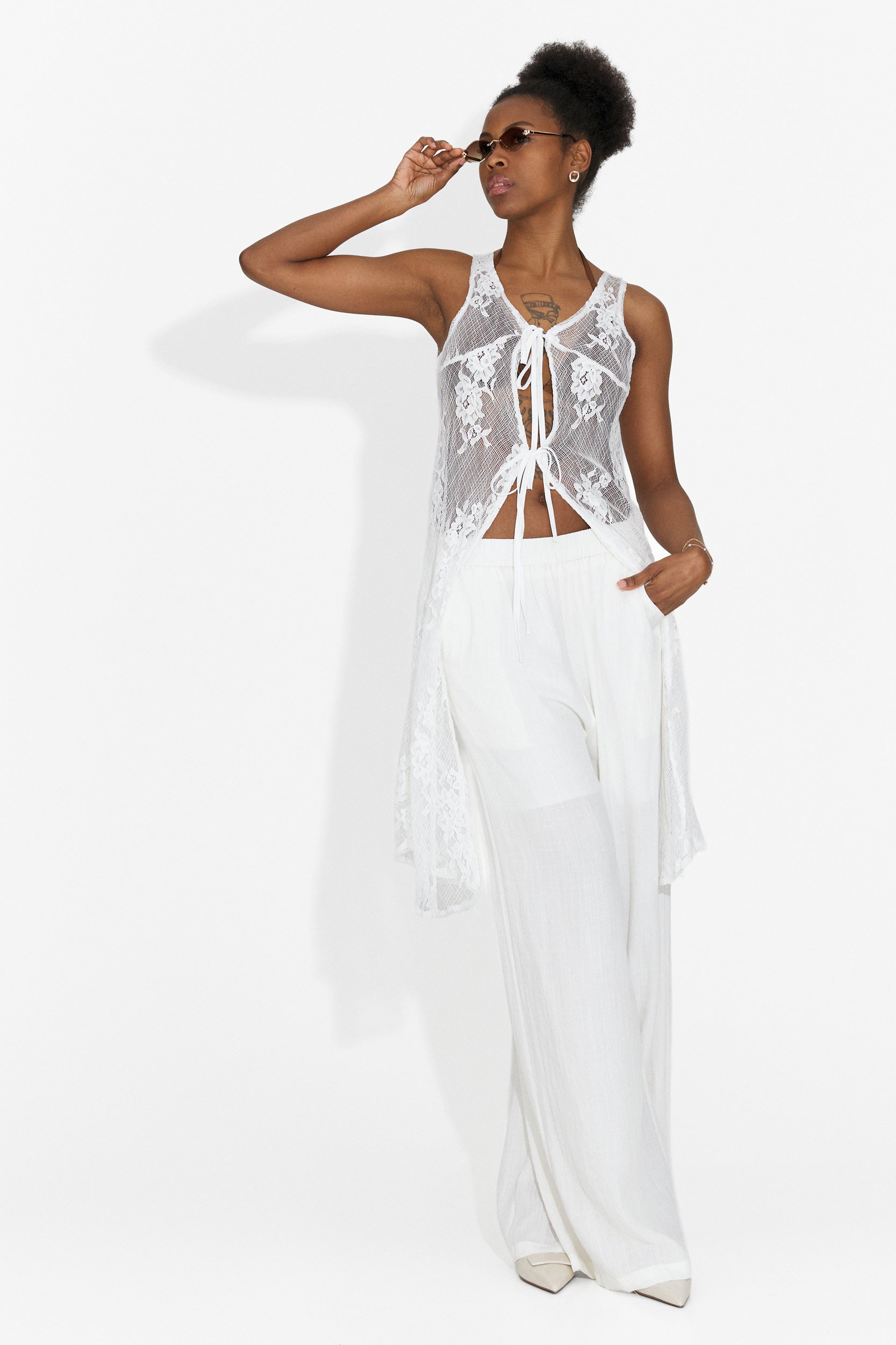 Compleu dama cu pantaloni alb Gladiola Bogas