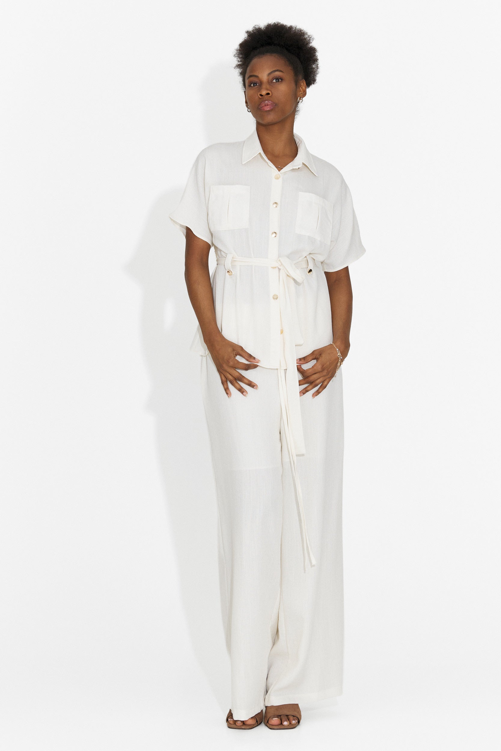 Compleu dama cu pantaloni crem Sendy Bogas
