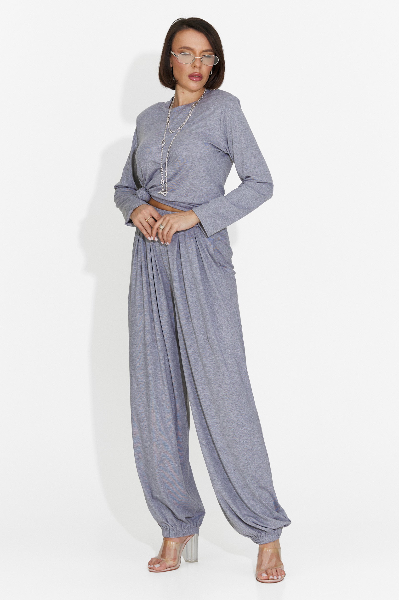 Compleu dama cu pantaloni gri Namay Bogas