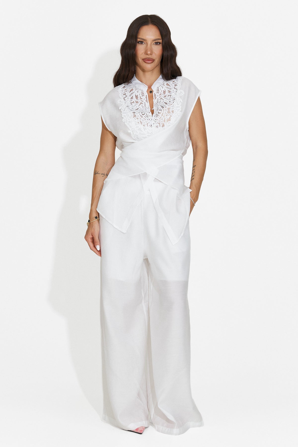 Compleu dama cu pantaloni lungi alb Searcing Bogas, imaginea 4 din 8
