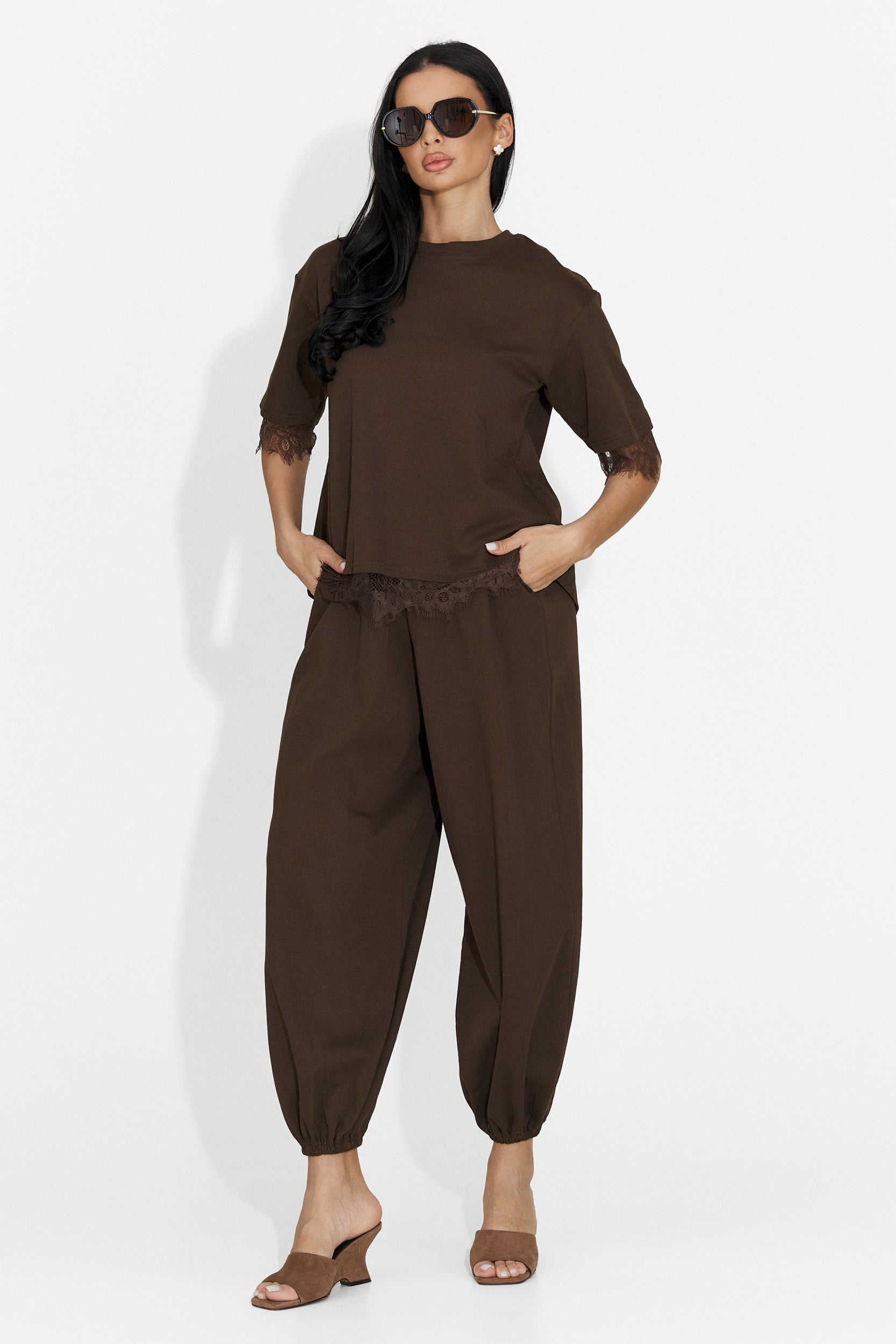 Compleu dama cu pantaloni maro Maila Bogas