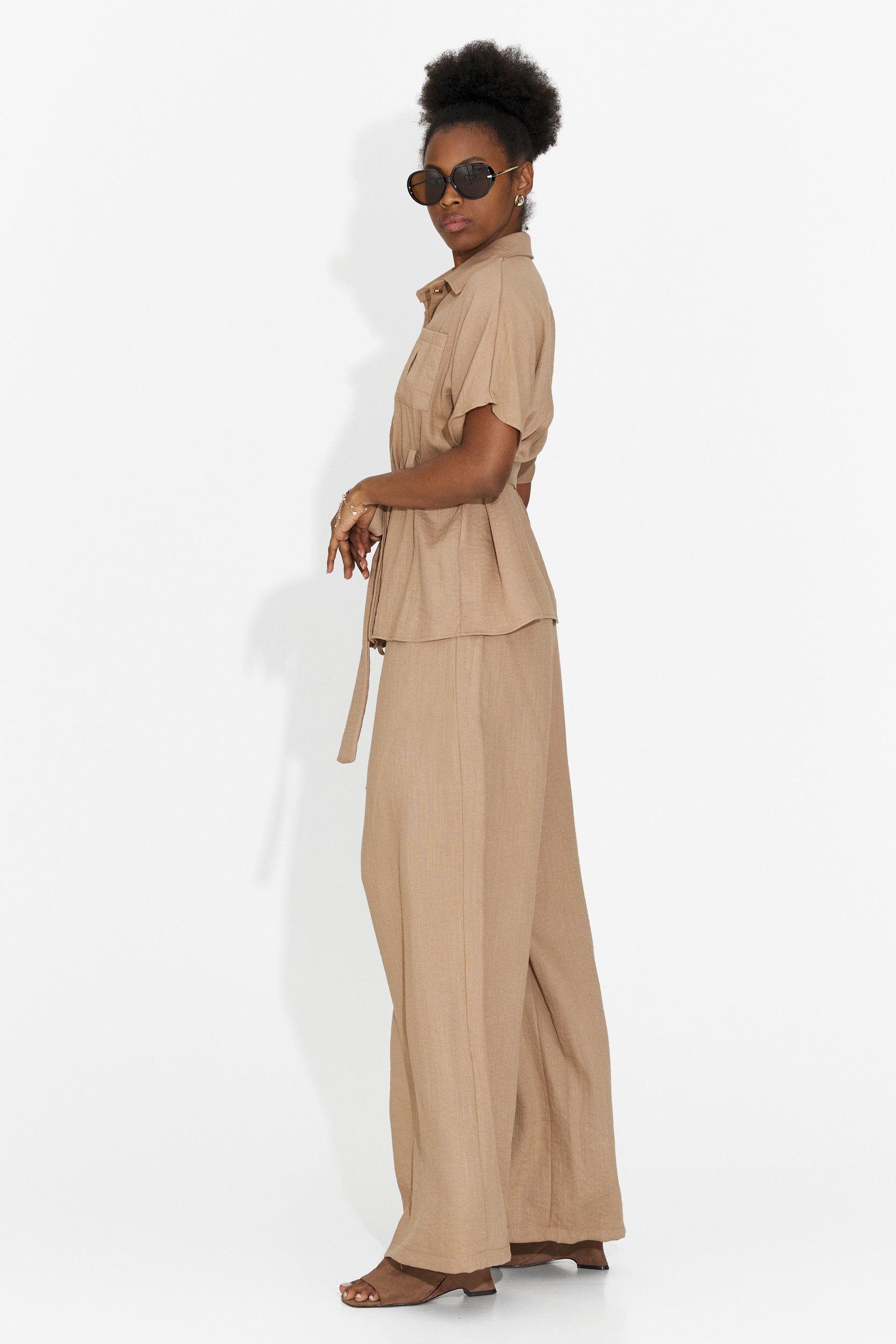 Compleu dama cu pantaloni maro Sendy Bogas