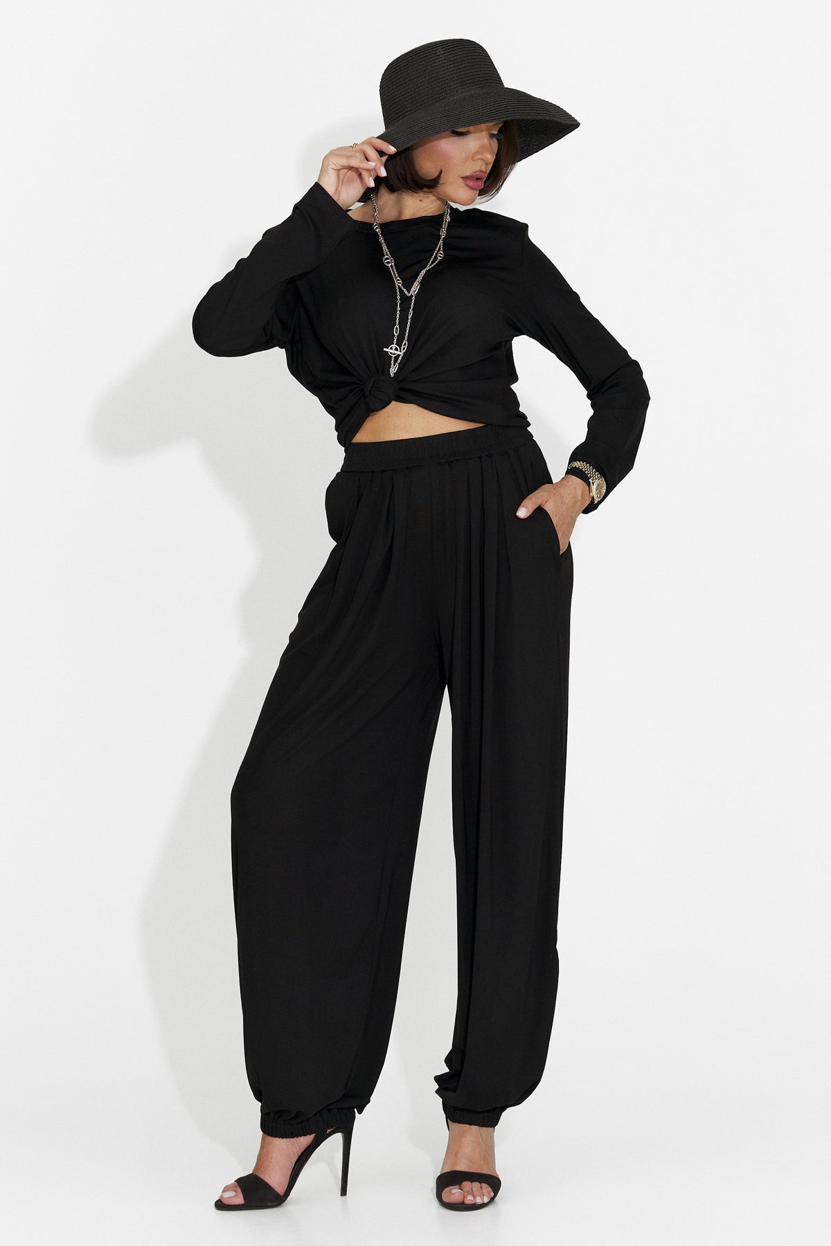 Compleu dama cu pantaloni negru Namay Bogas, imaginea 4 din 5