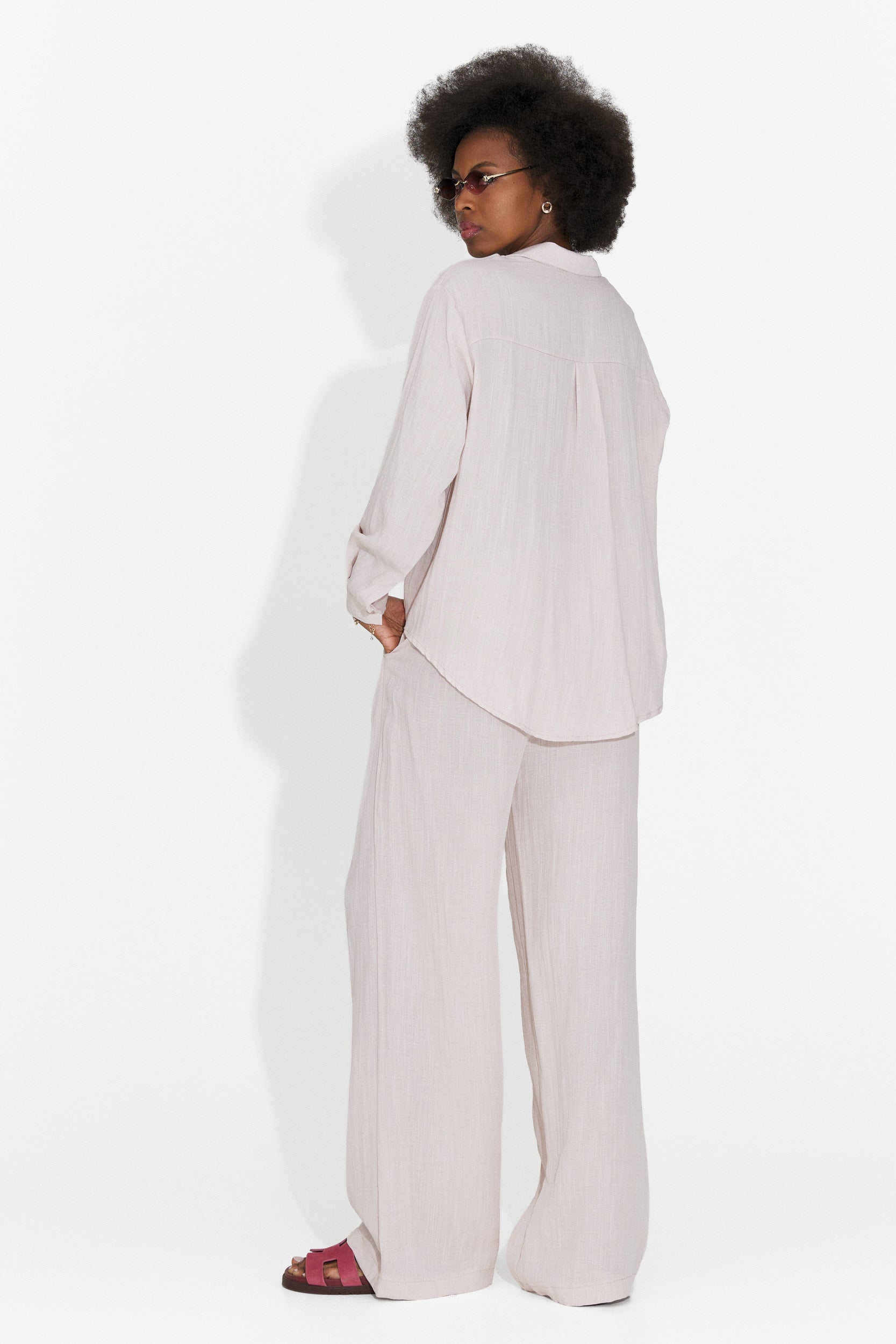 Compleu dama cu pantaloni roz Aralia Bogas