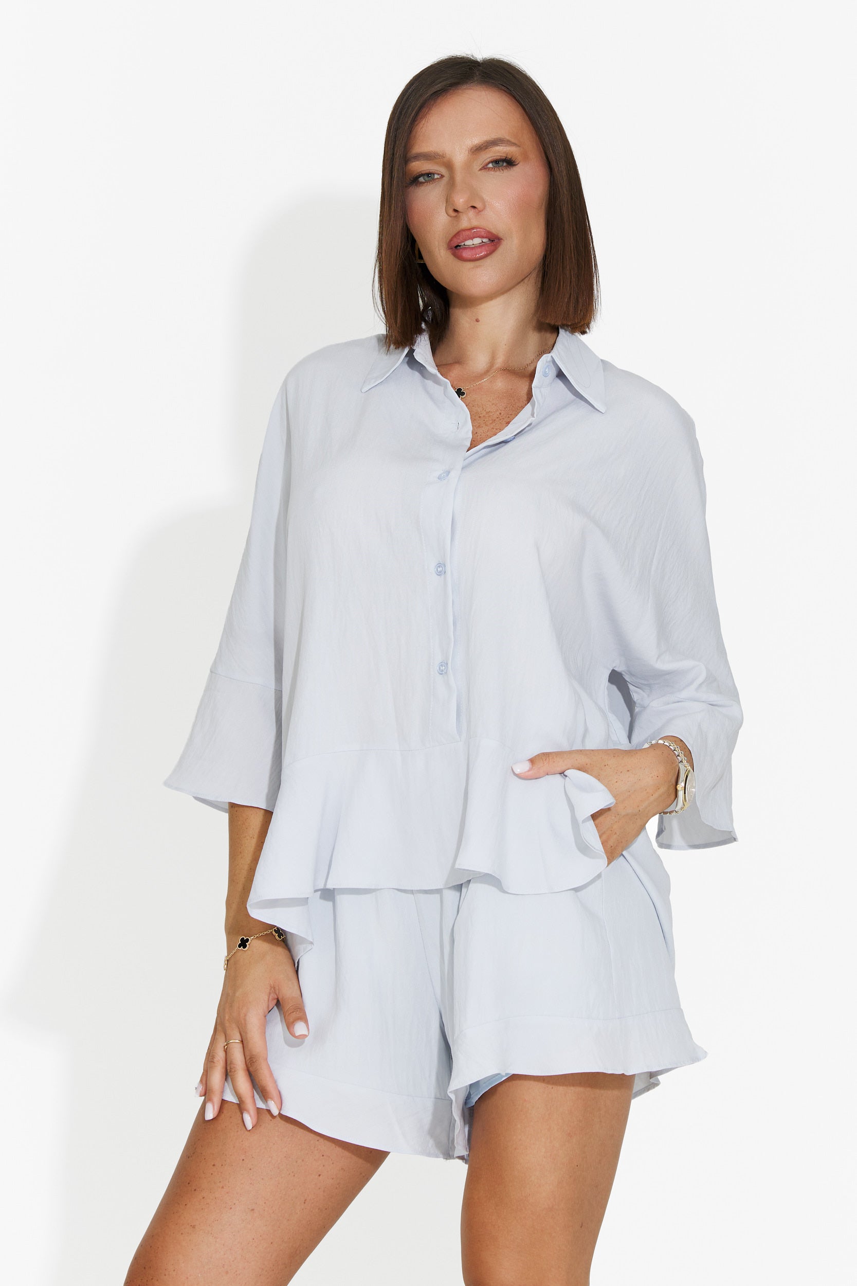 Compleu dama cu pantaloni scurti bleu Olgana Bogas