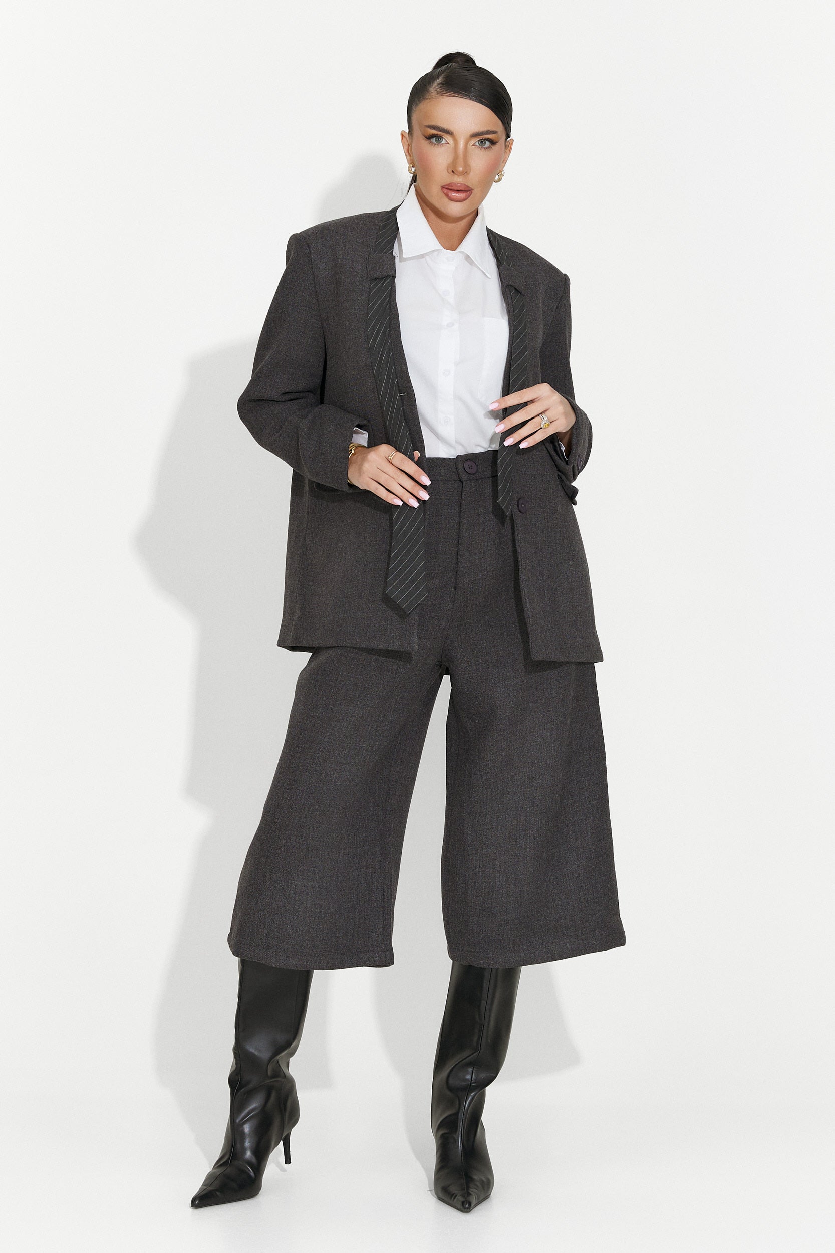 Women's suit pants + jacket + gray tie Astonia Bogas