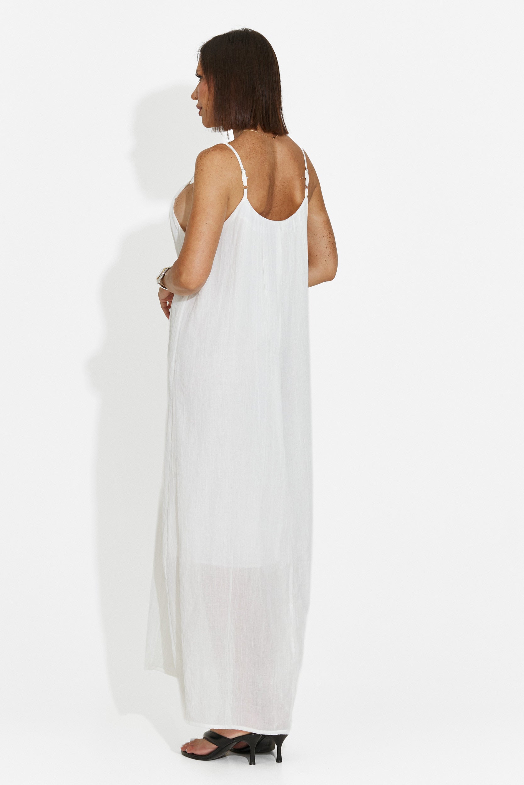 Compleu dama rochie + camasa bej Aishia Bogas