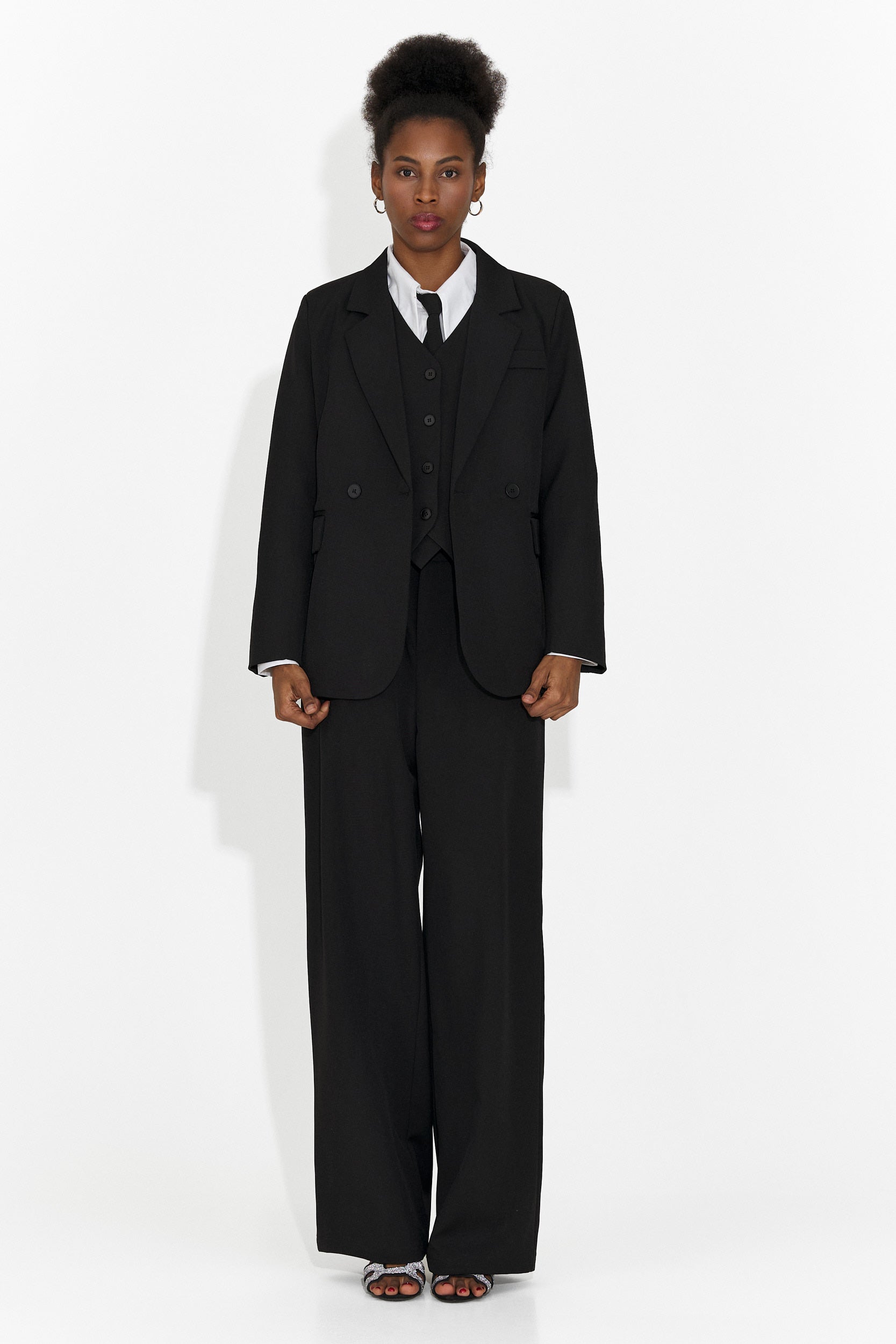 Costum 4 piese pantaloni + vesta + sacou + cravata negru Meldor