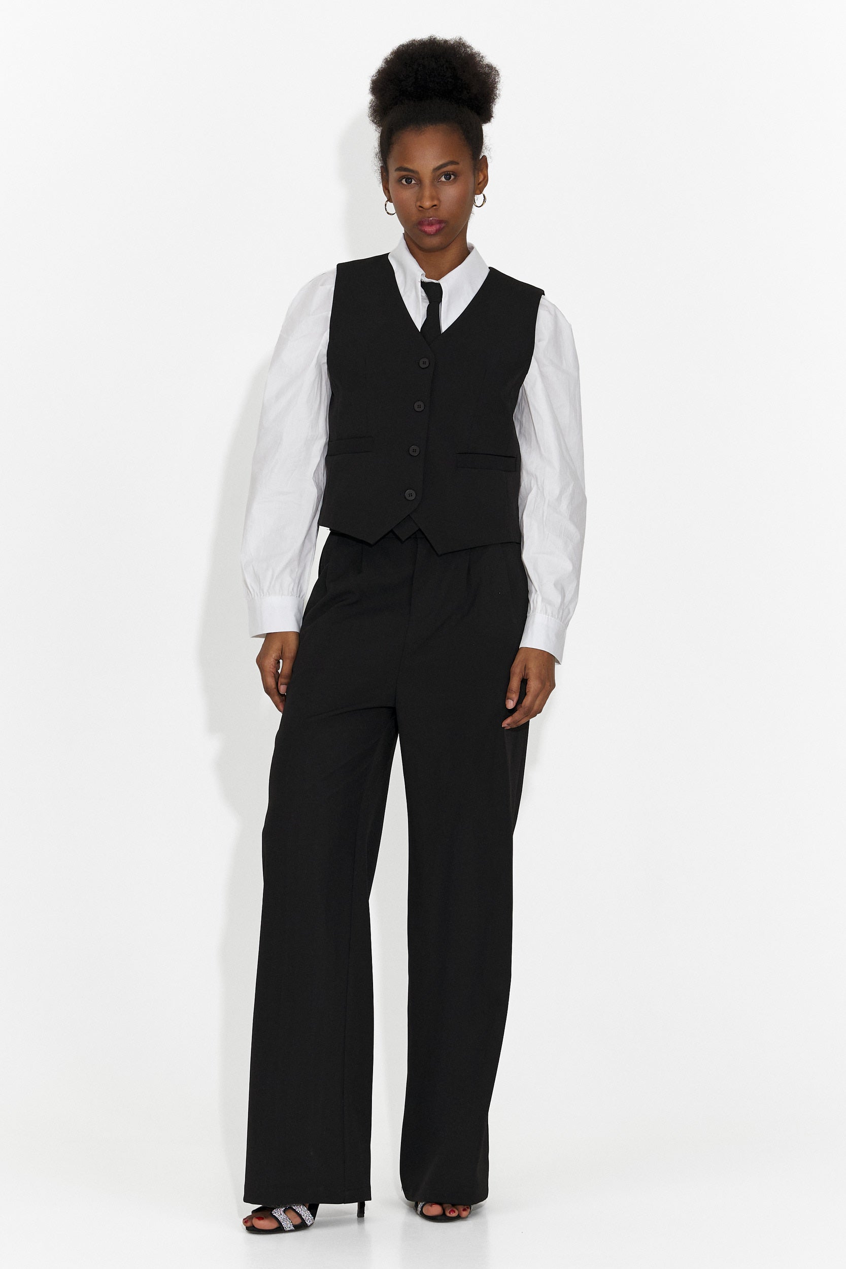 Costum 4 piese pantaloni + vesta + sacou + cravata negru Meldor