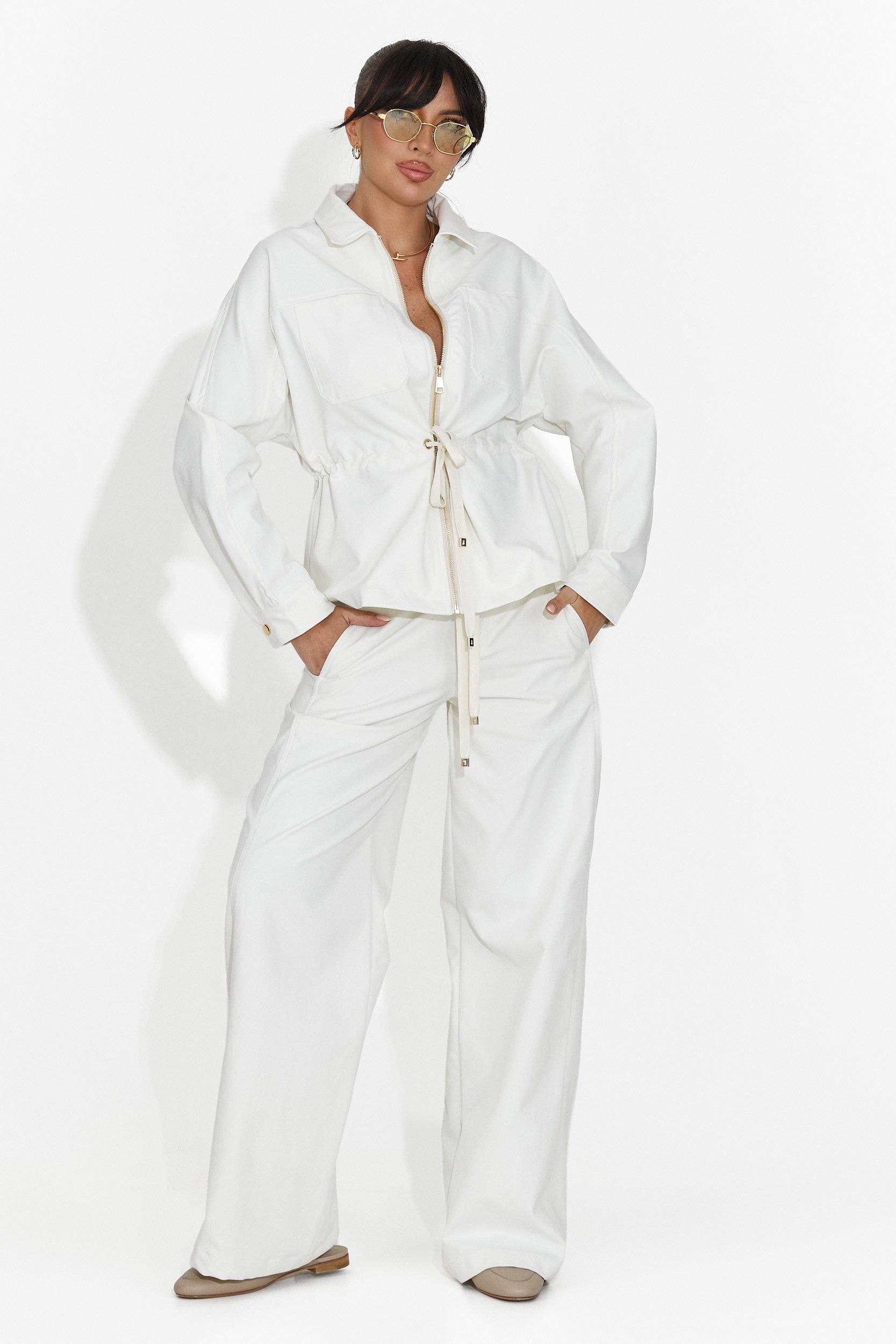 Costum dama elegant alb Elenya Bogas