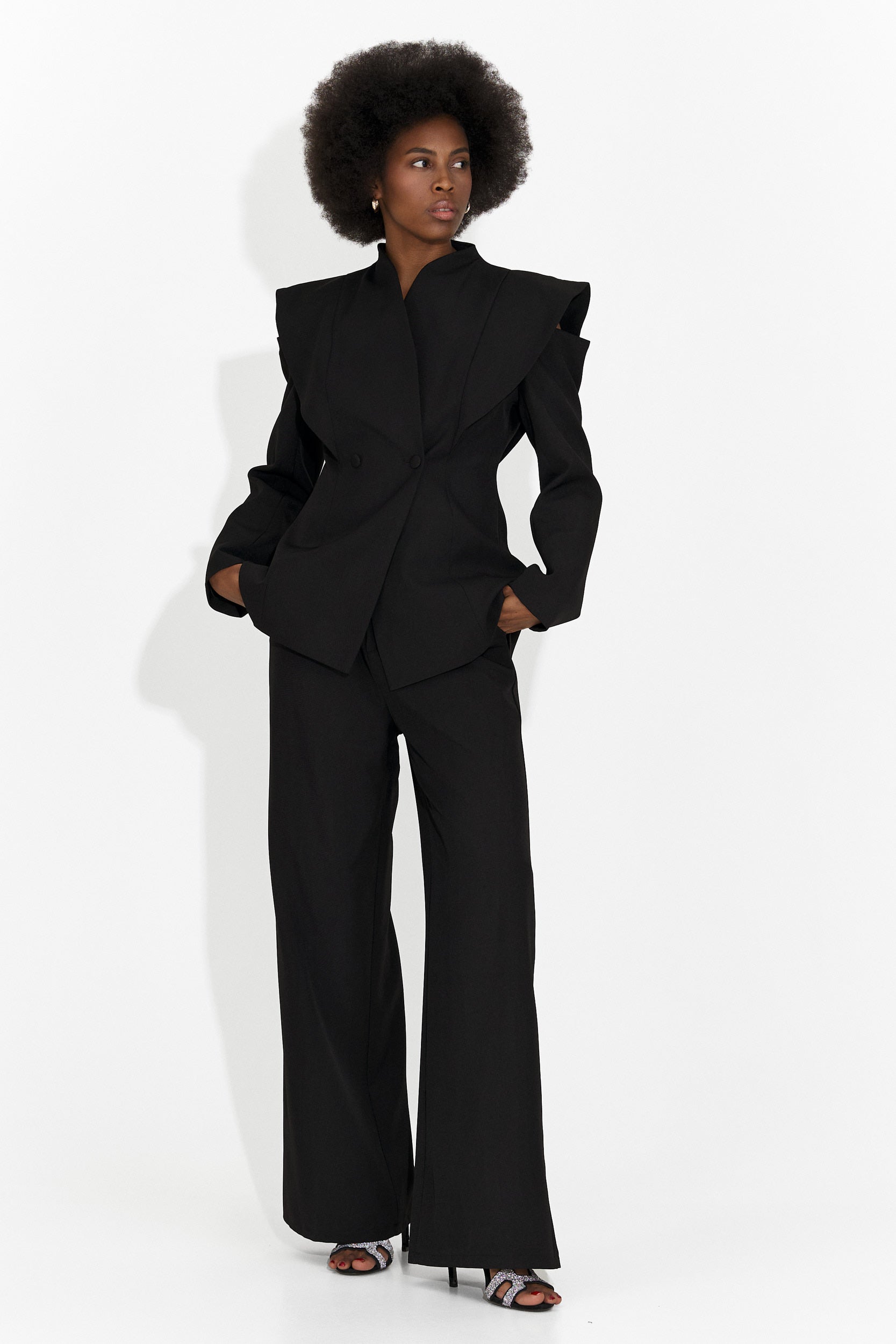 Costum dama elegant negru Latefa Bogas