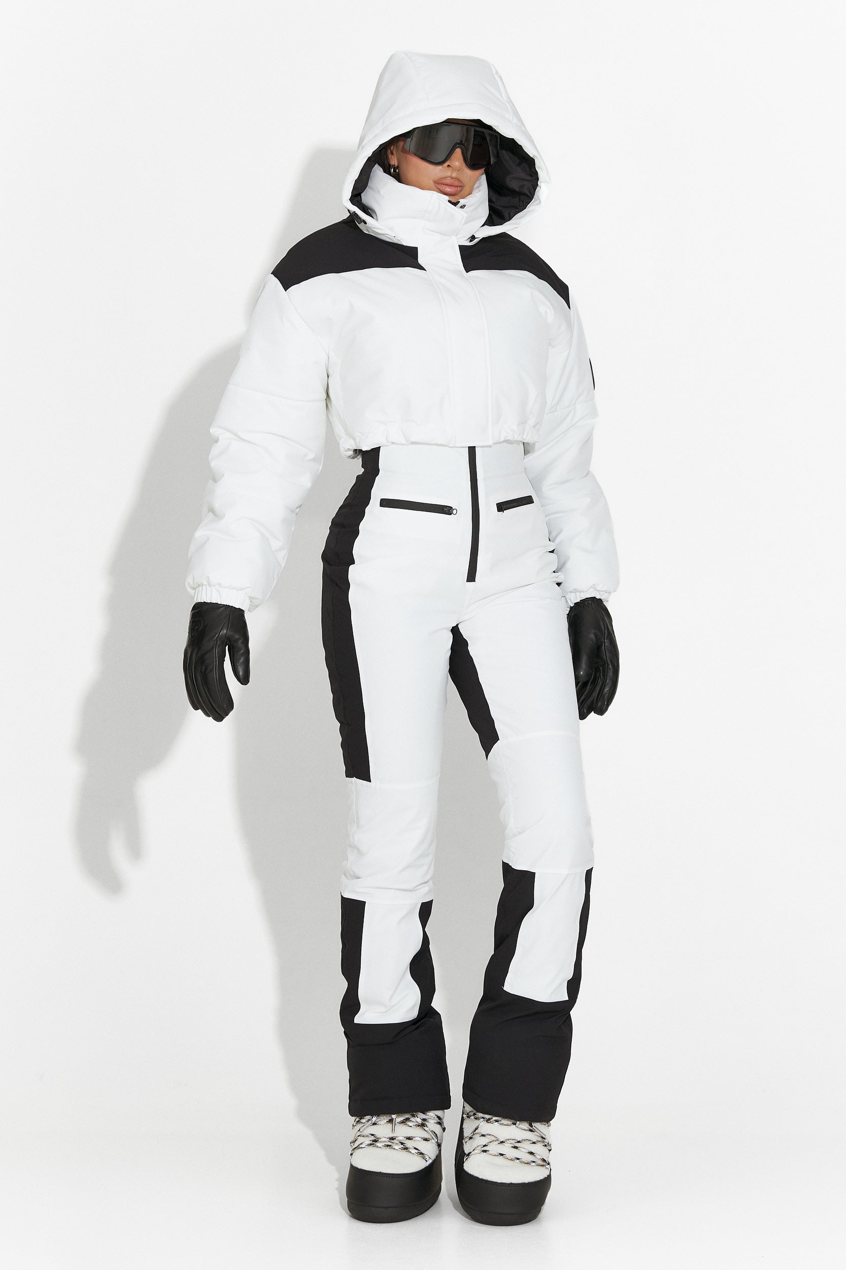 Costum ski casual alb Camelay Bogas