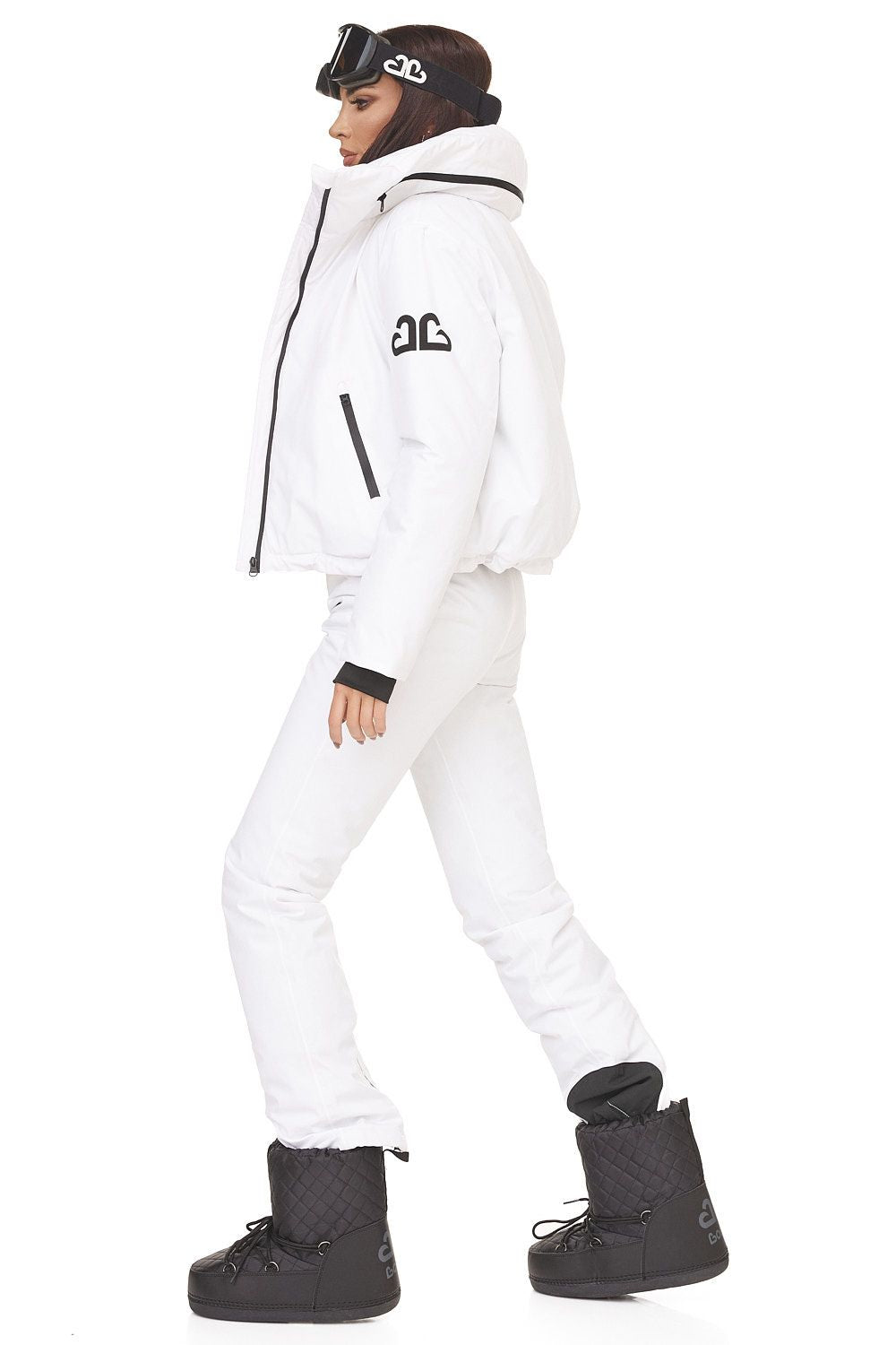 Reasia Bogas White Casual Ski Suit
