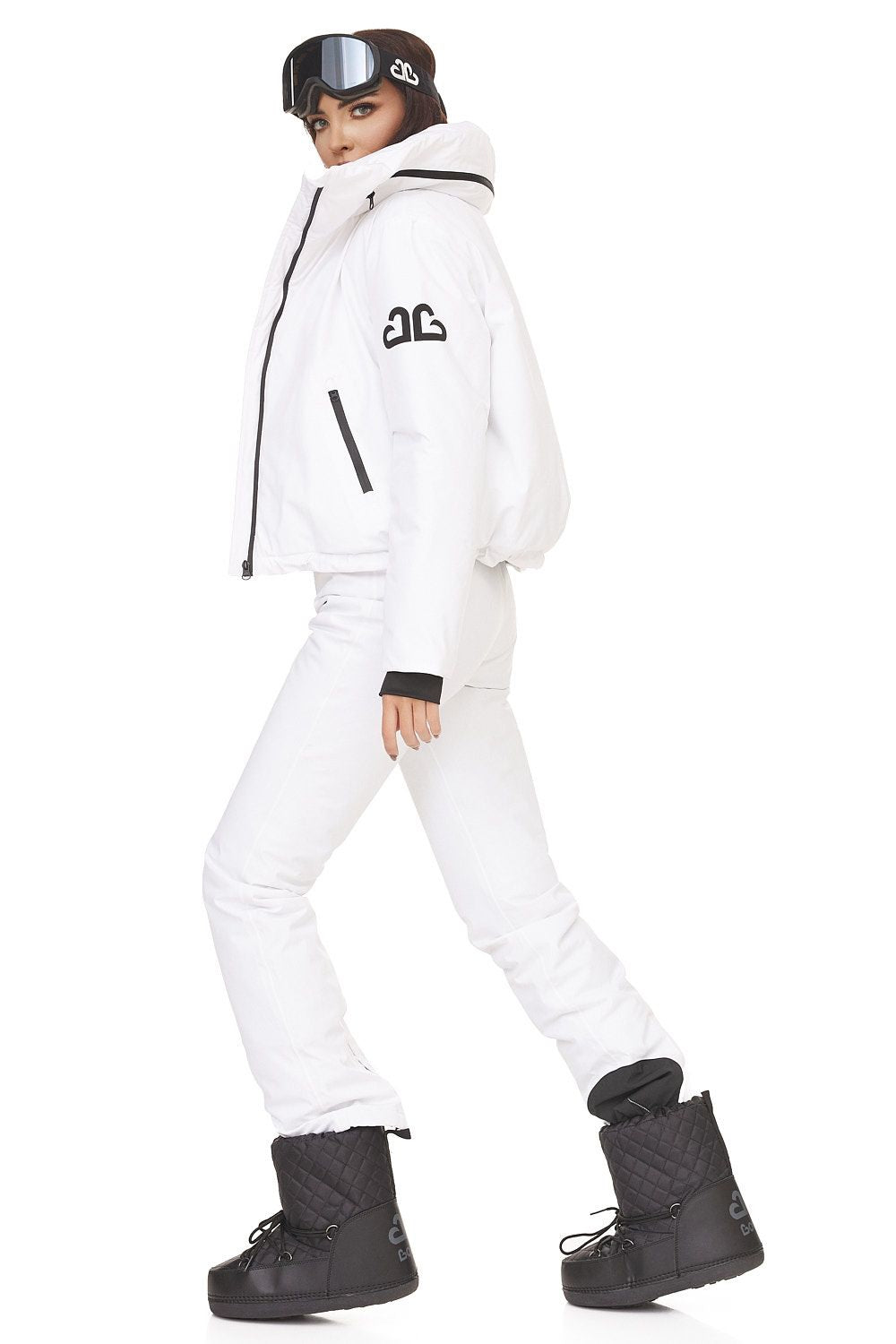 Reasia Bogas White Casual Ski Suit