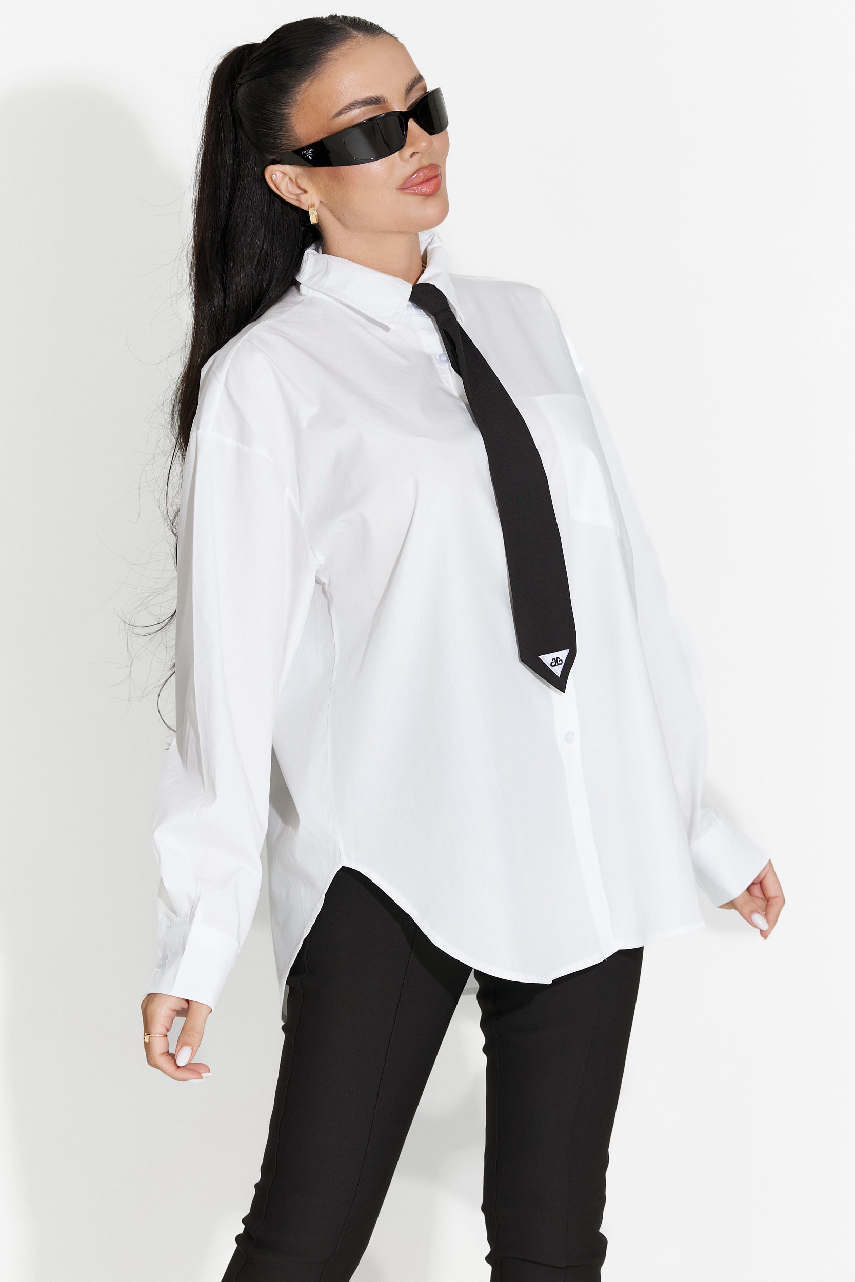 Women's black tie Daizi Bogas