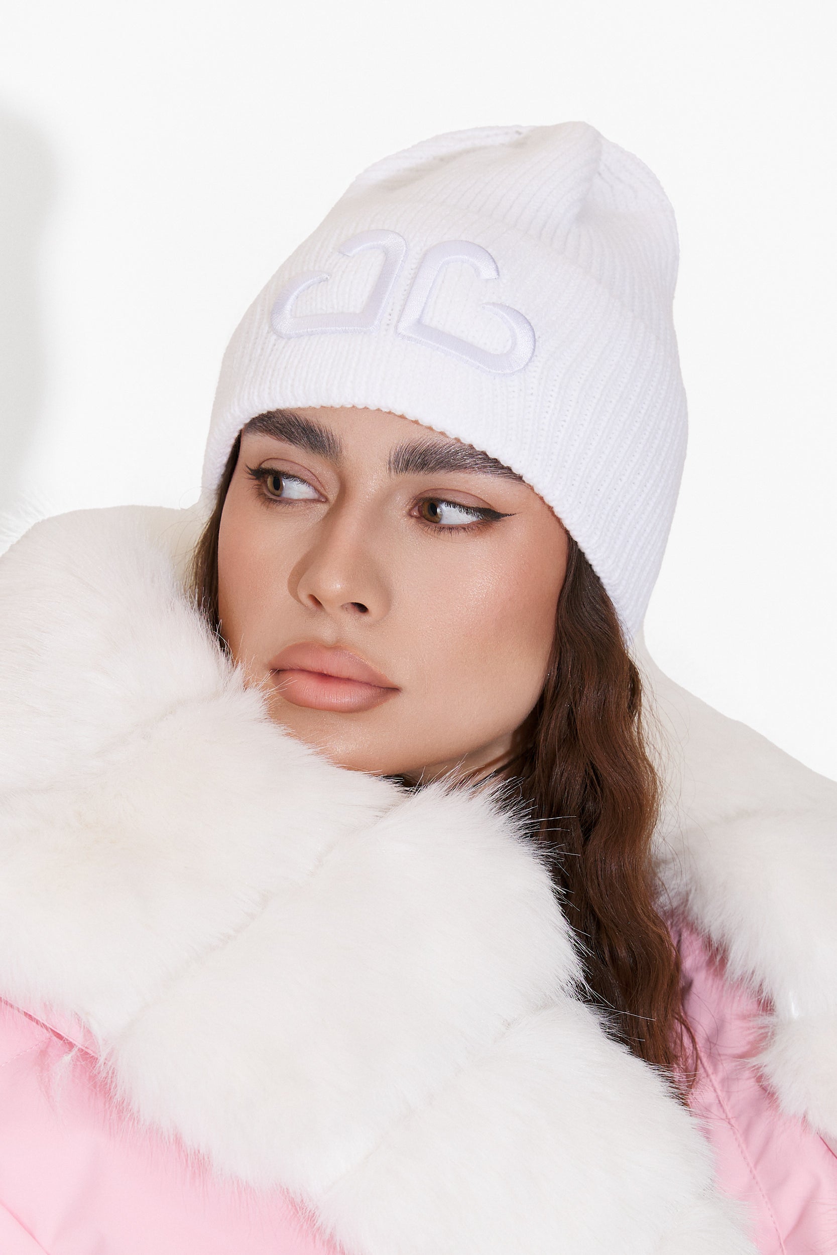 White casual lady hat Tausia Bogas