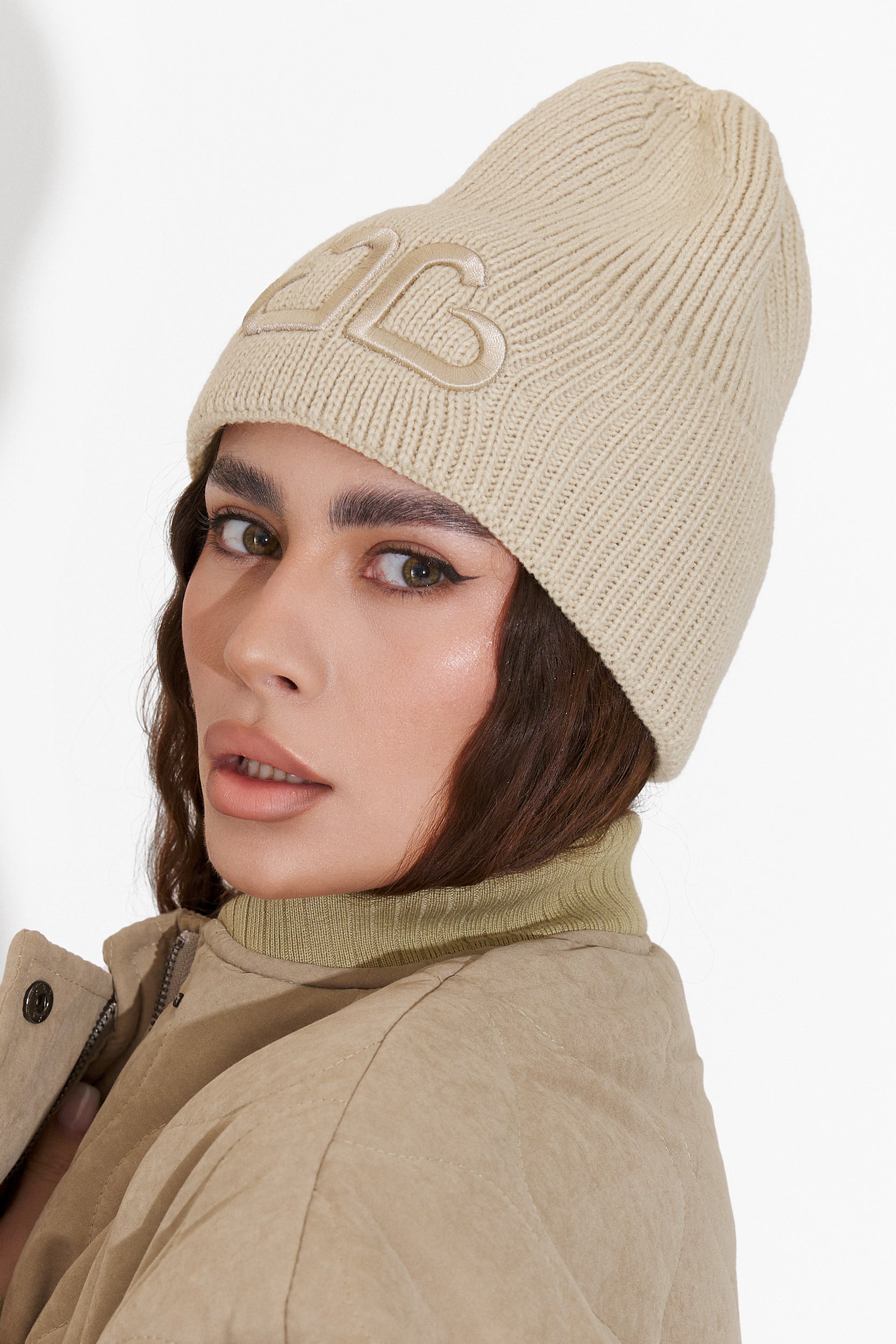 Casual Beige Tausia Bogas Ladies Beanie Hat