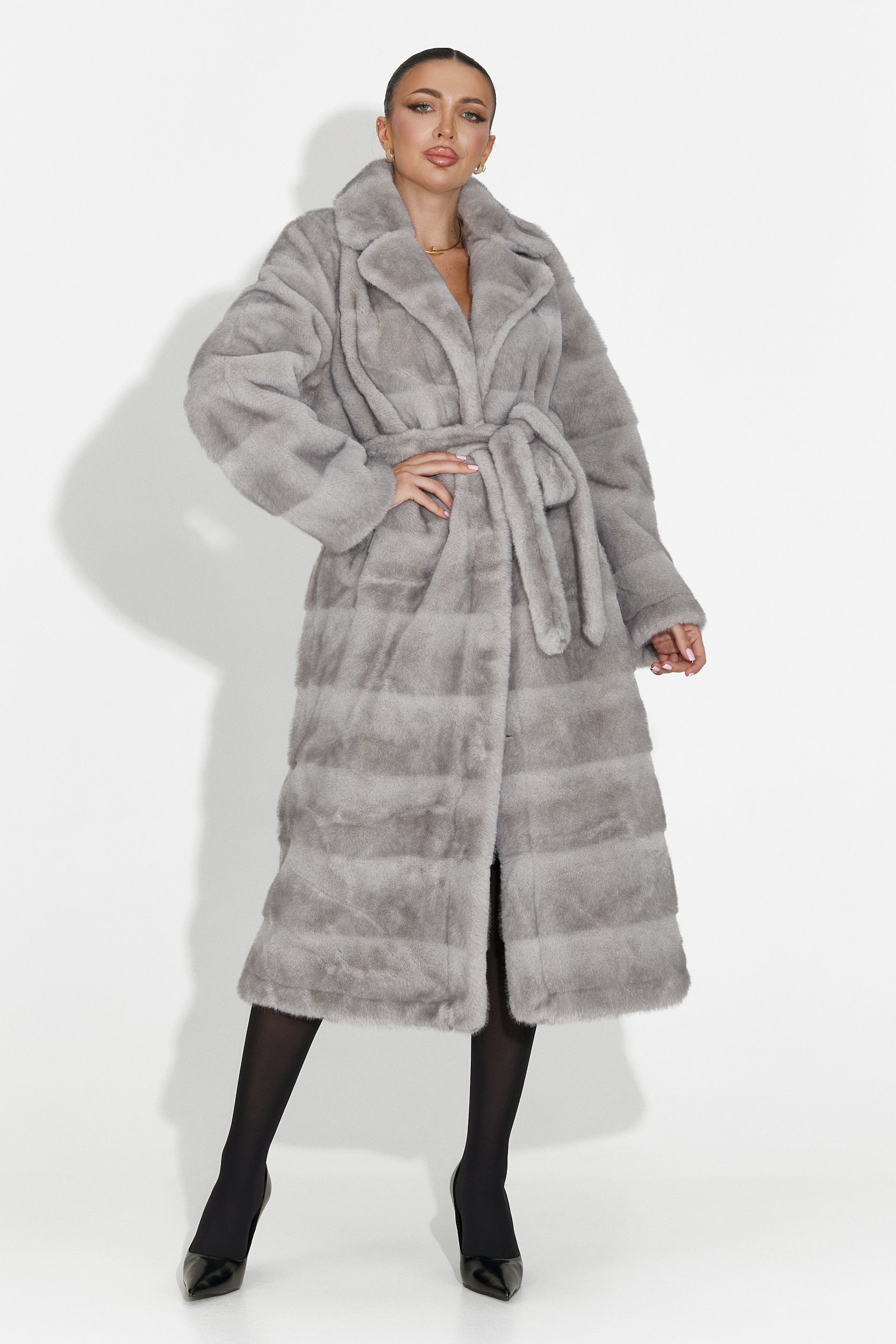 Fenoria Bogas Gray Fur Coat