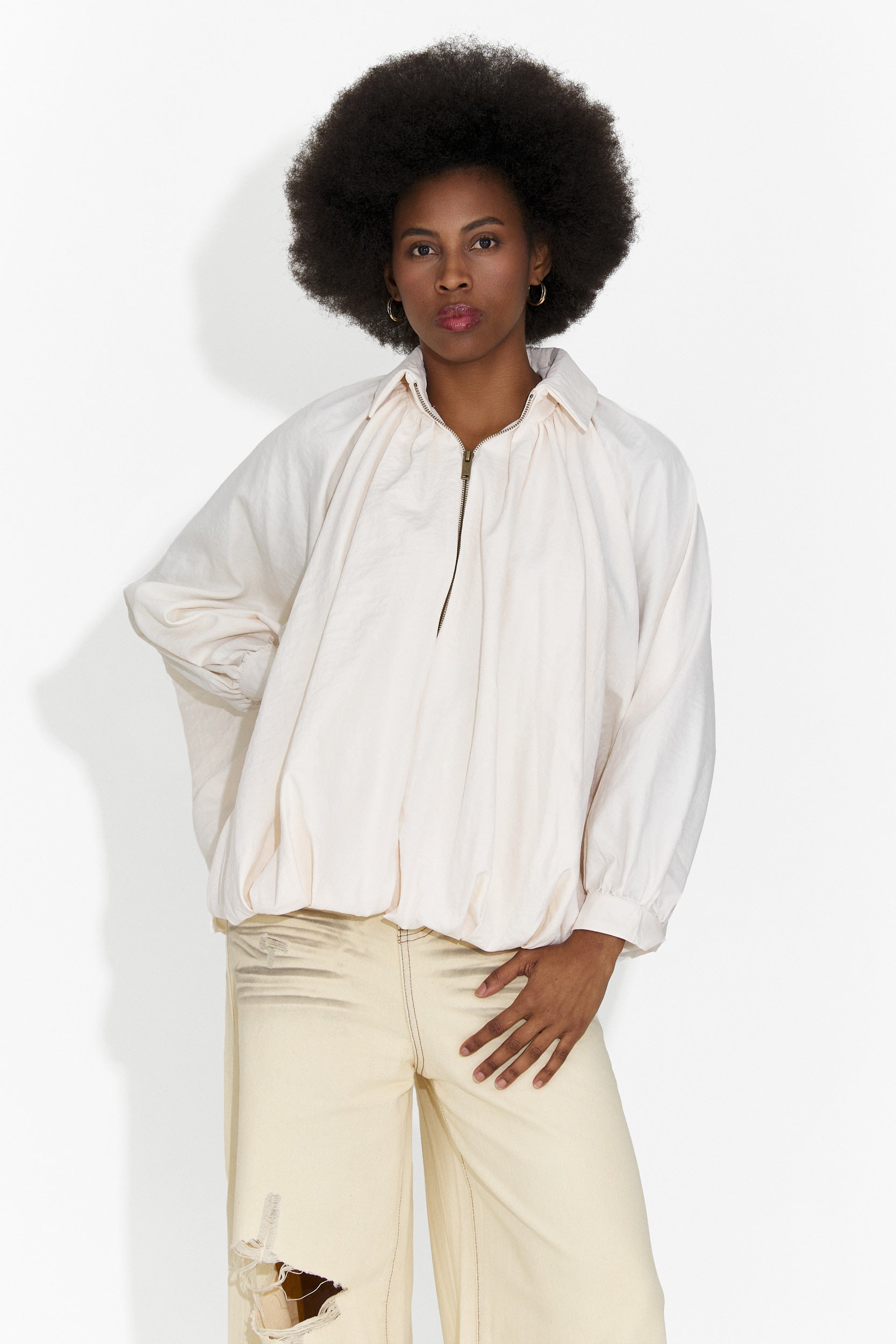 Jacheta dama casual crem Yasminia Bogas