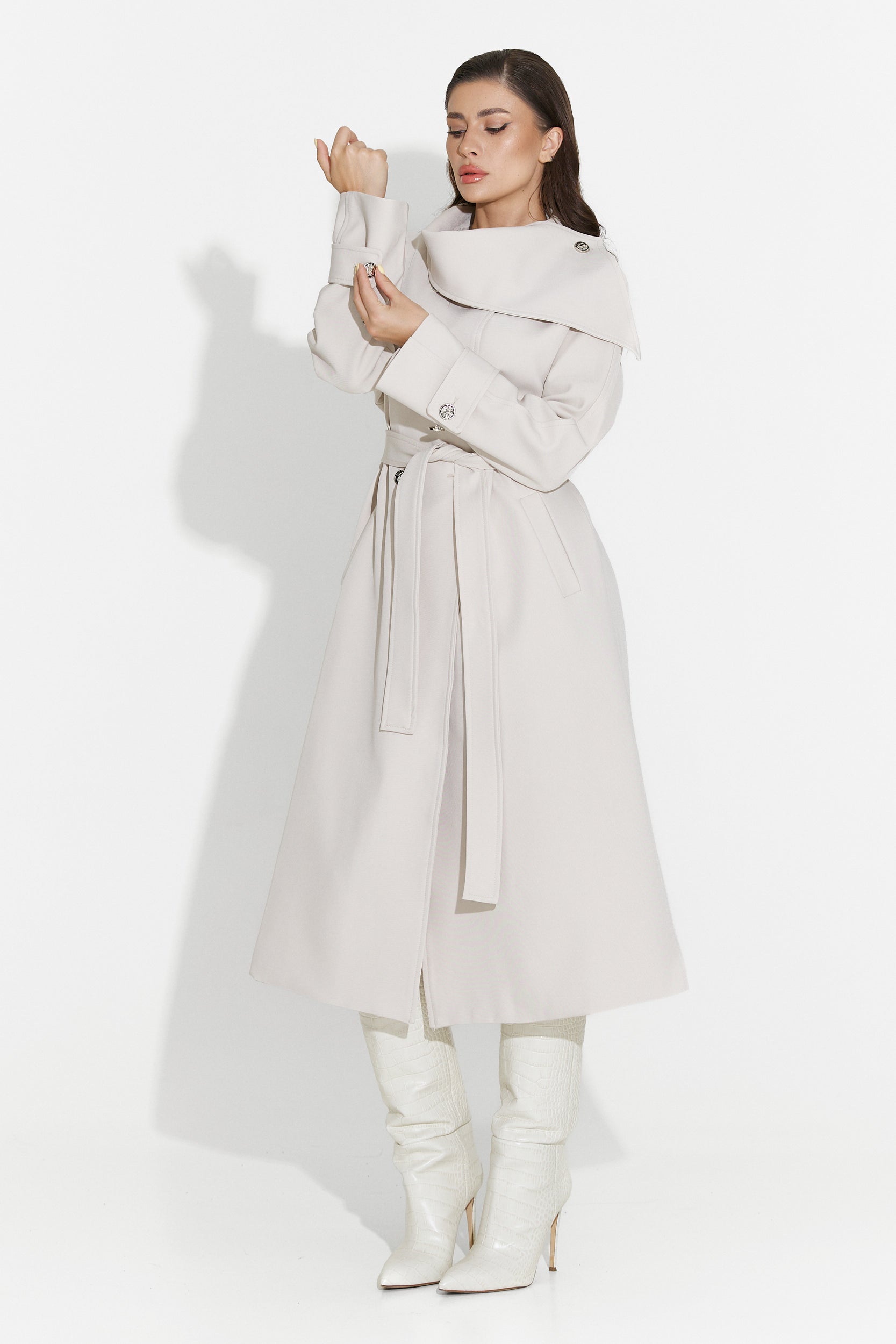 Women's medium greige coat Scotie Bogas