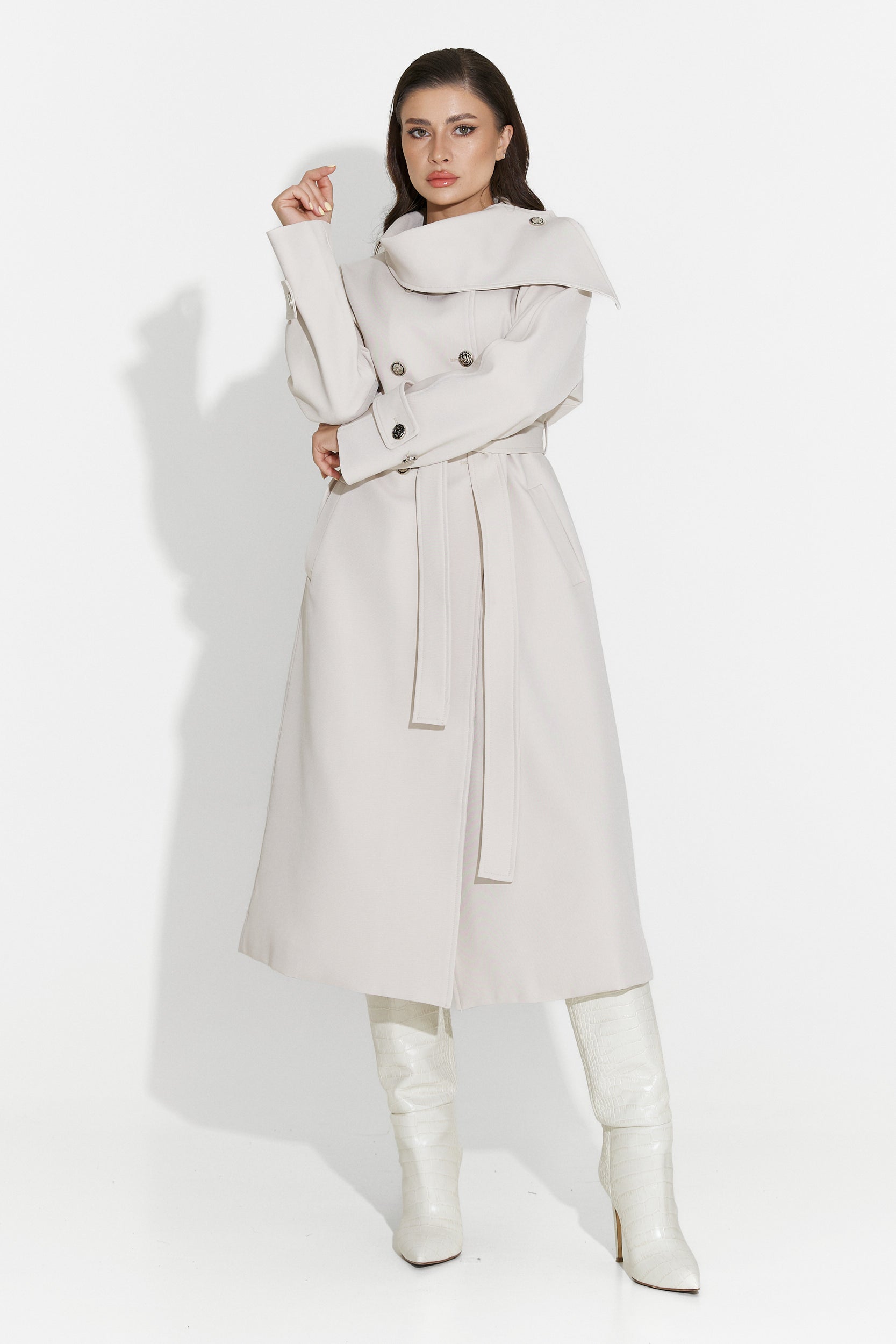 Women's medium greige coat Scotie Bogas