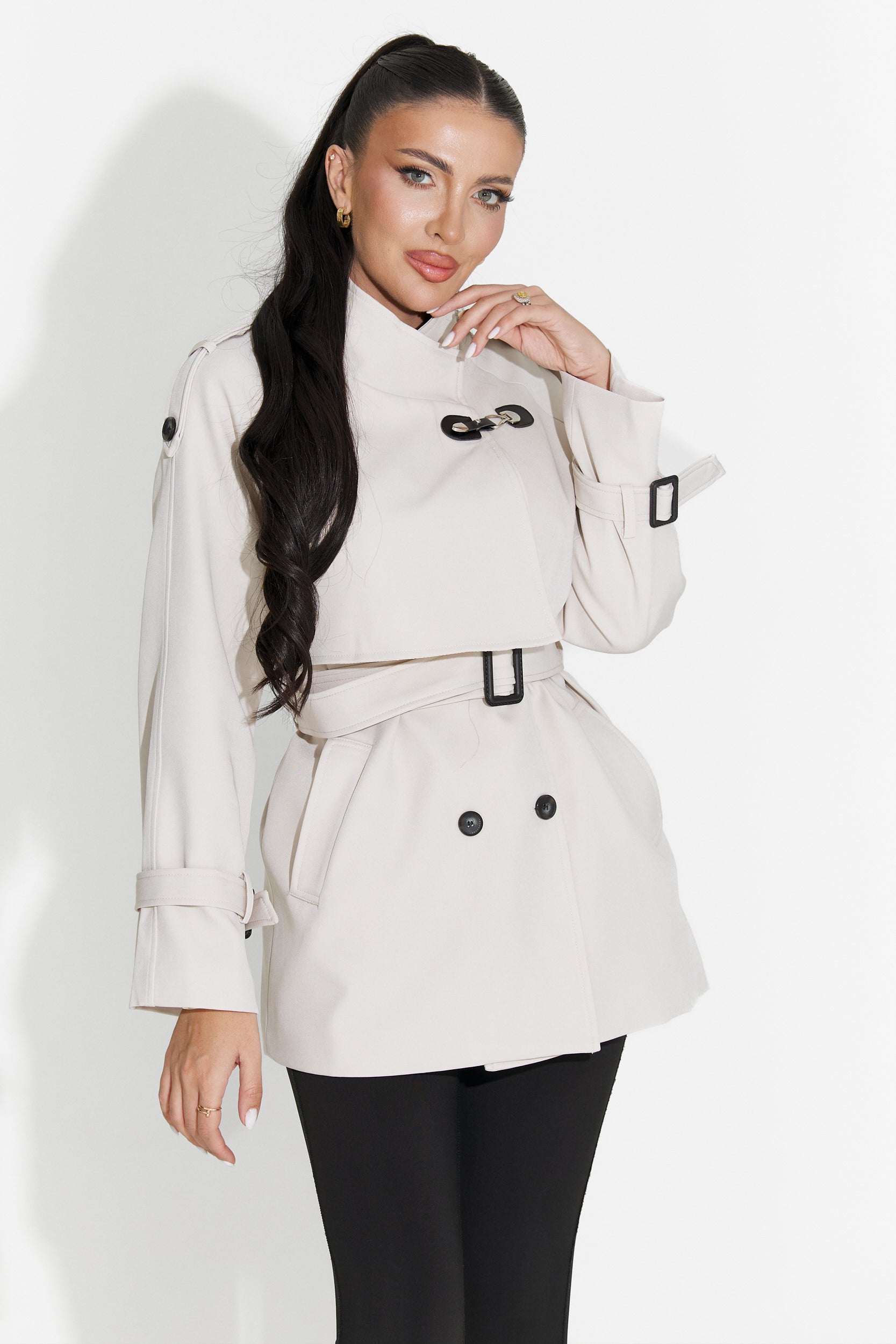 Short women's coat greige Cenavia Bogas