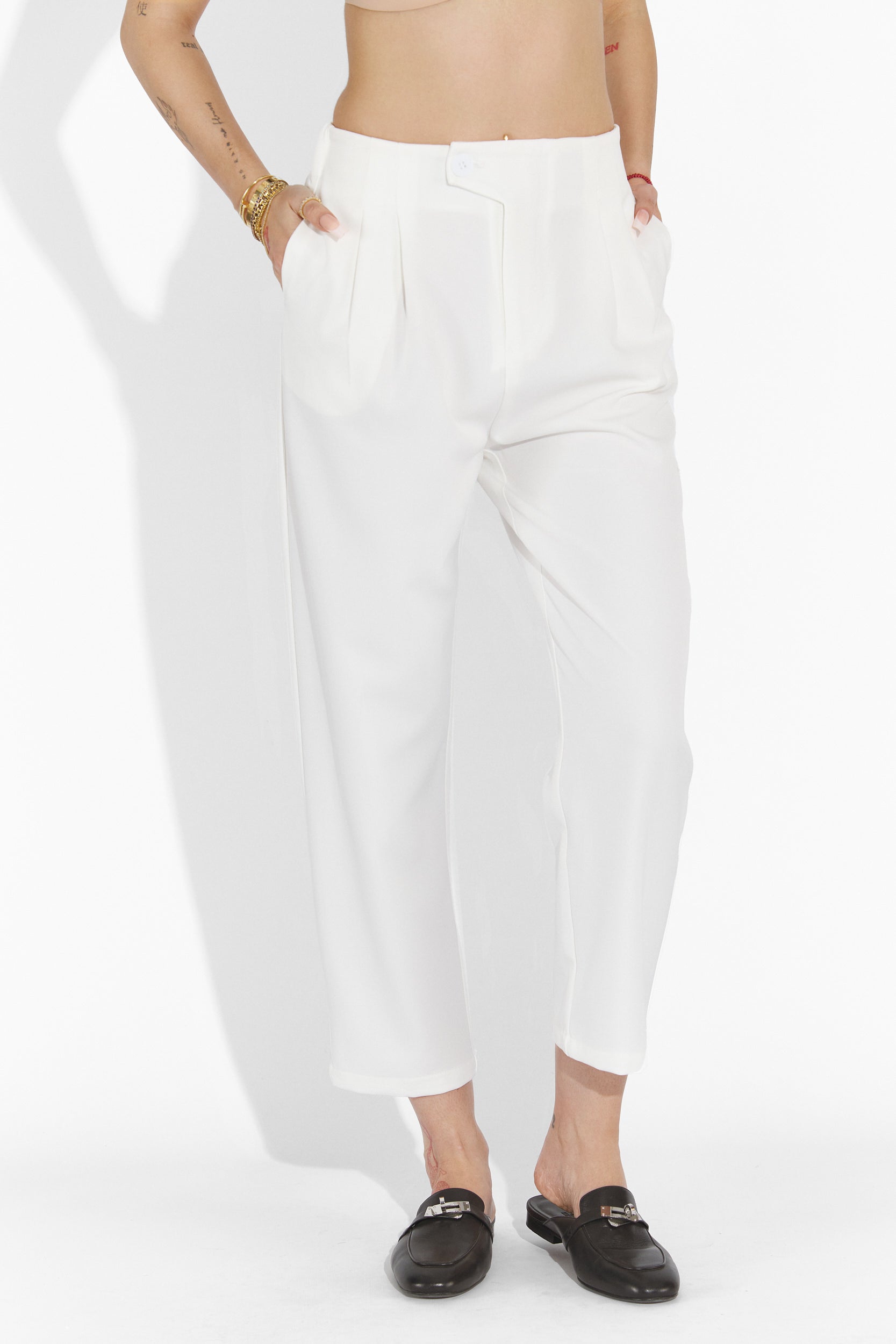 Alvaro Bogas white casual women's trousers