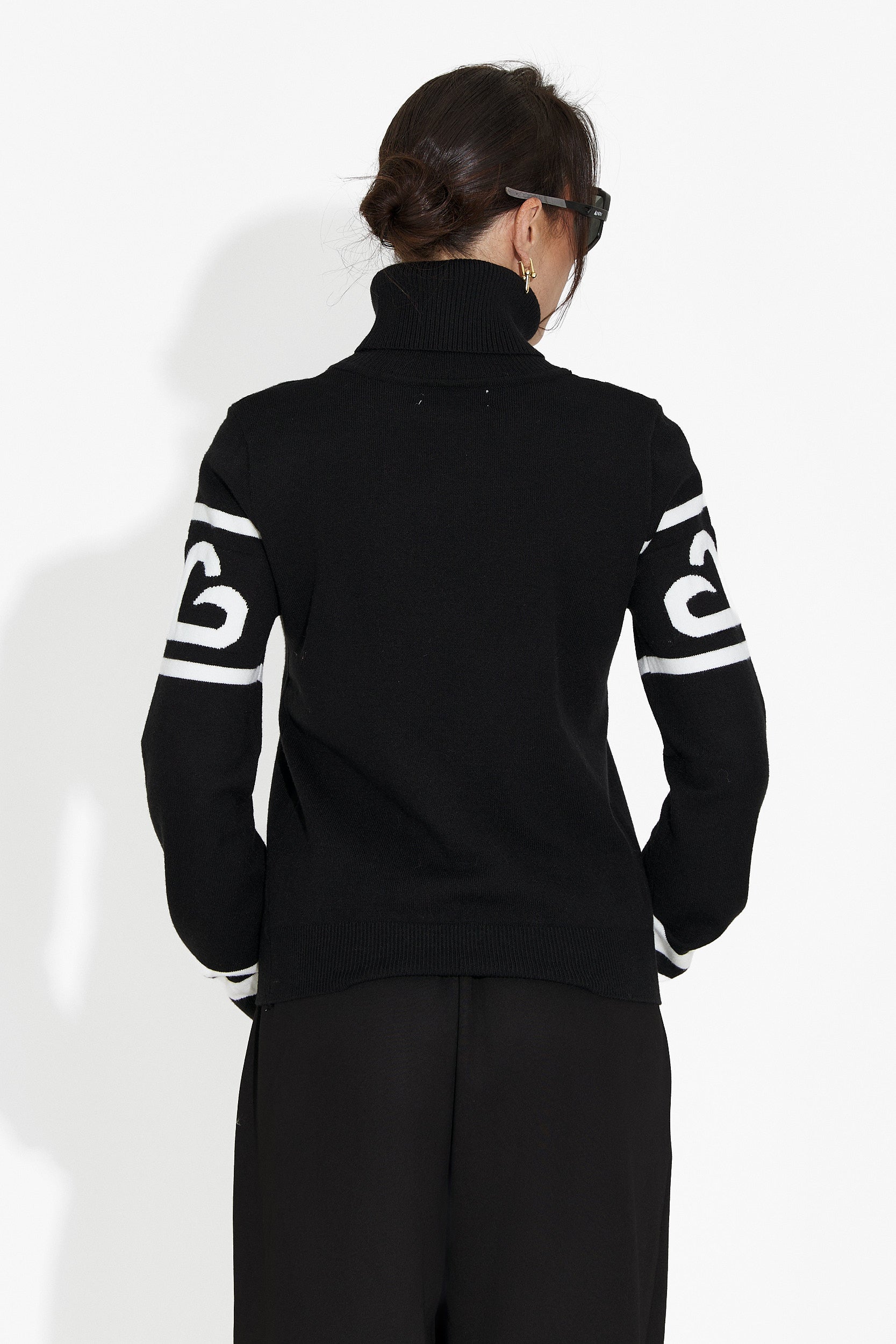 Women's casual black sweater Nelora Bogas