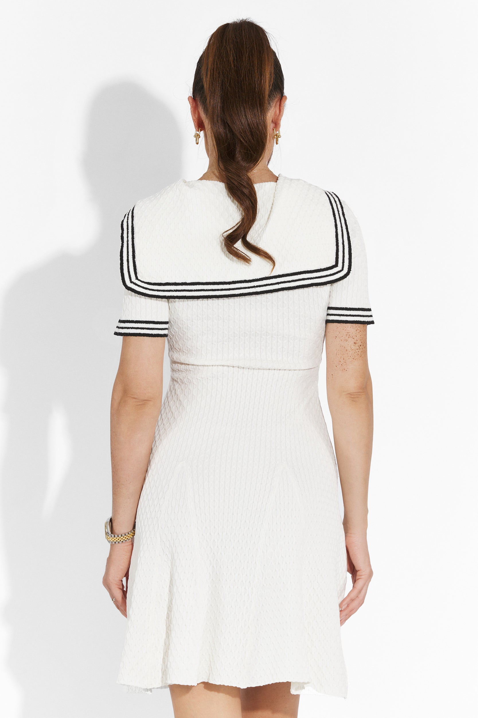 Menas Bogas Short White Ladies Dress