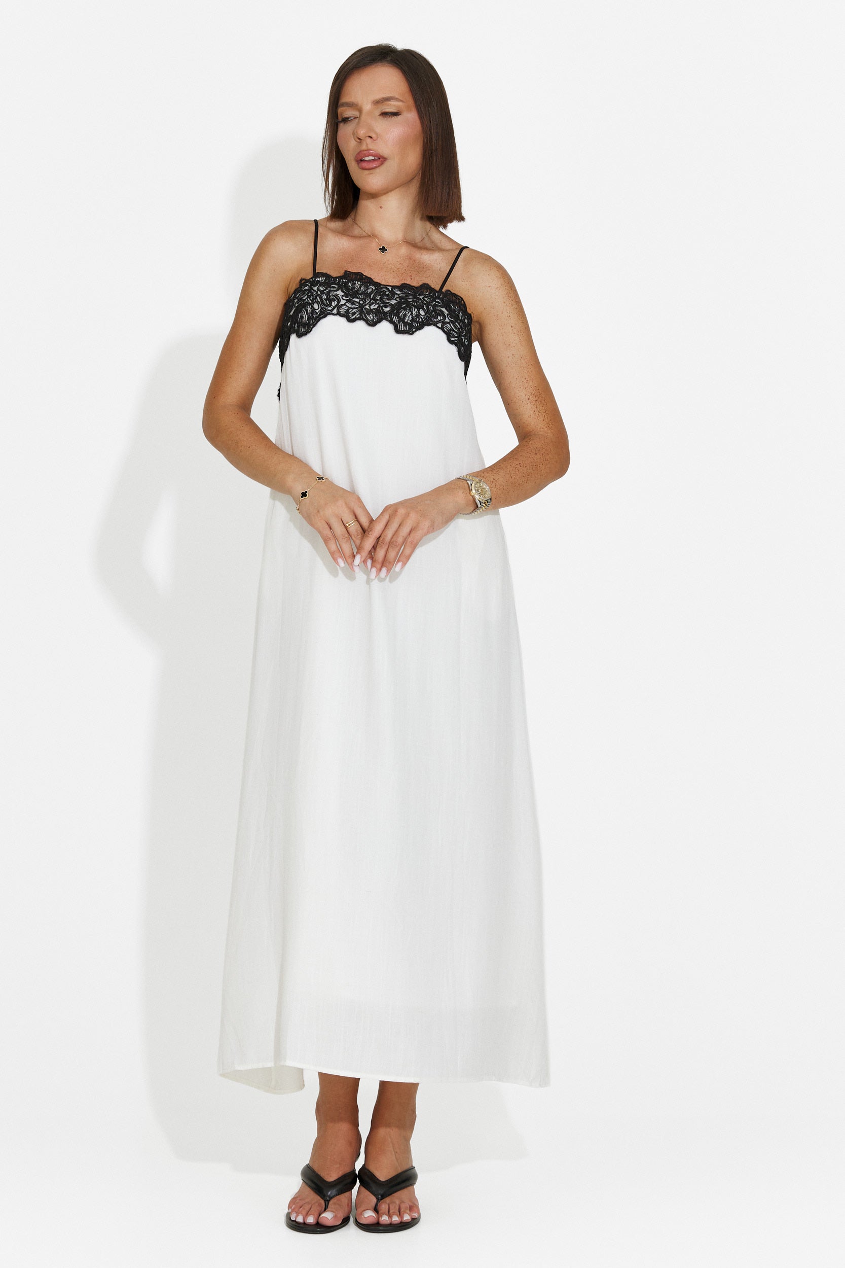 Rochie dama scurta crem Lenisa Bogas