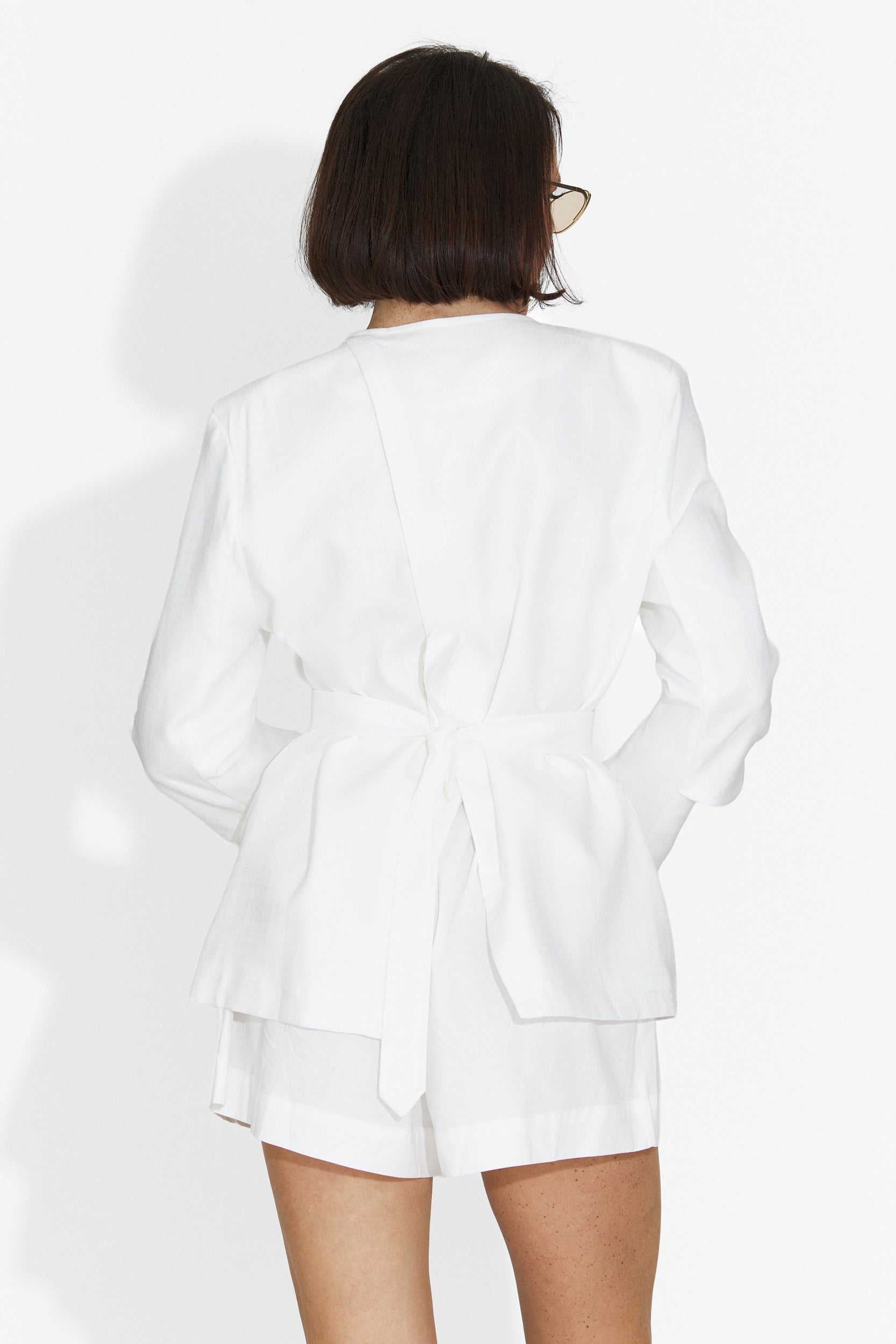 Sacou dama elegant alb Verbana Bogas