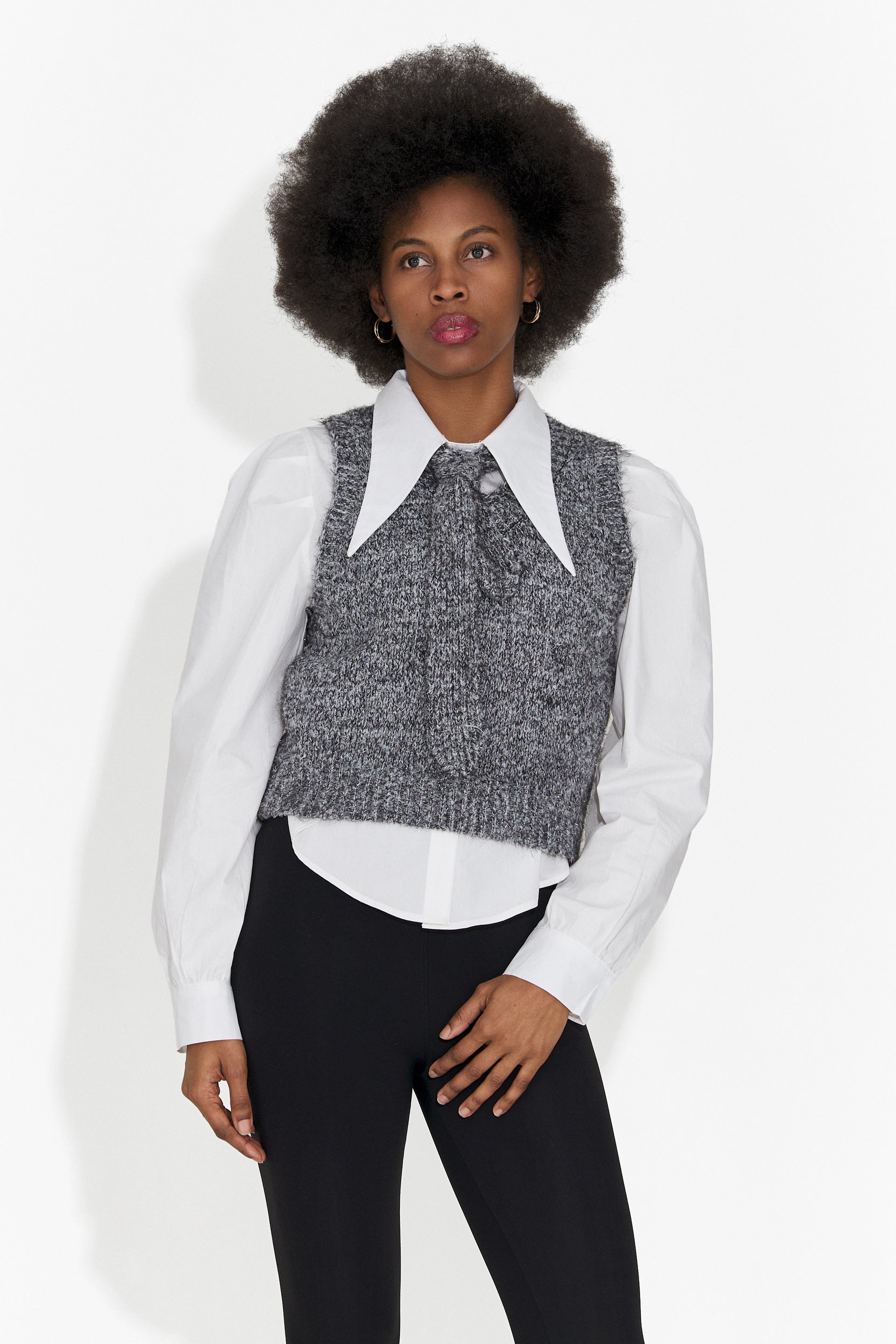 Set 3 piese camasa + vesta + cravata gri Izaura Bogas