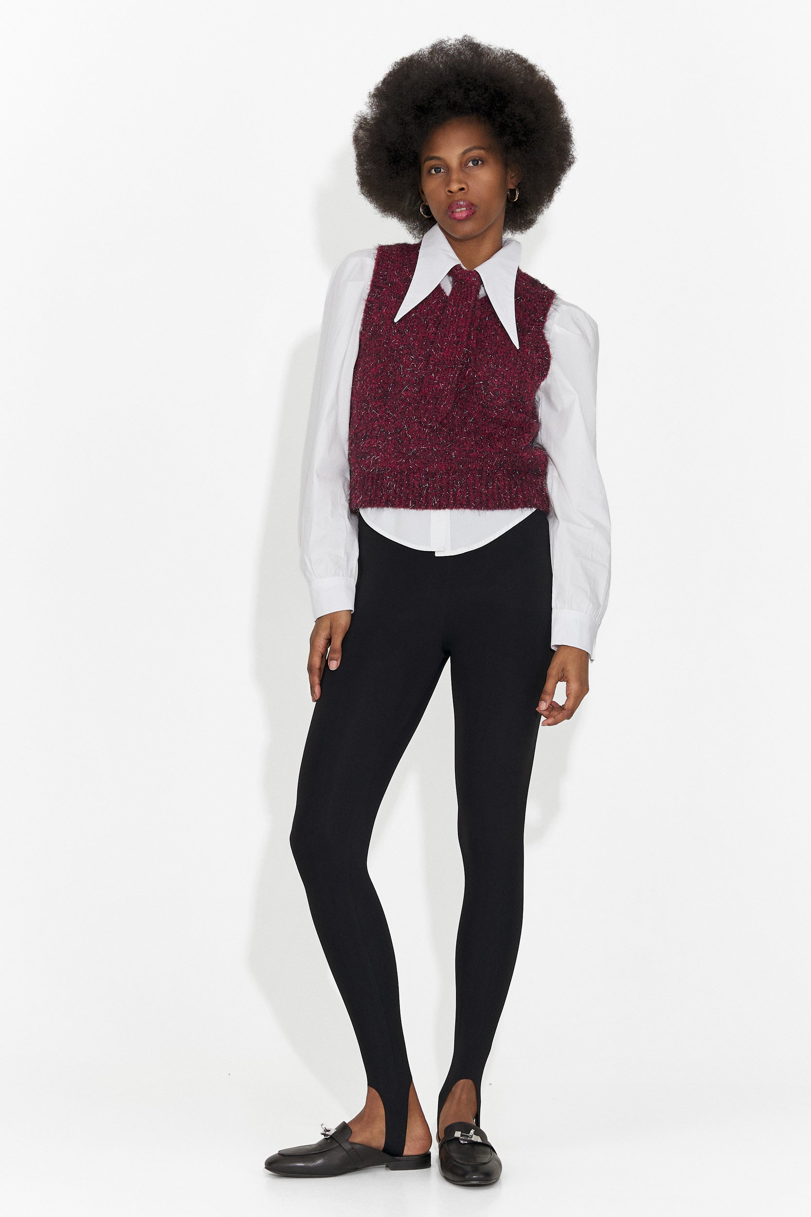 Set 3 piese camasa + vesta + cravata visiniu Izaura Bogas